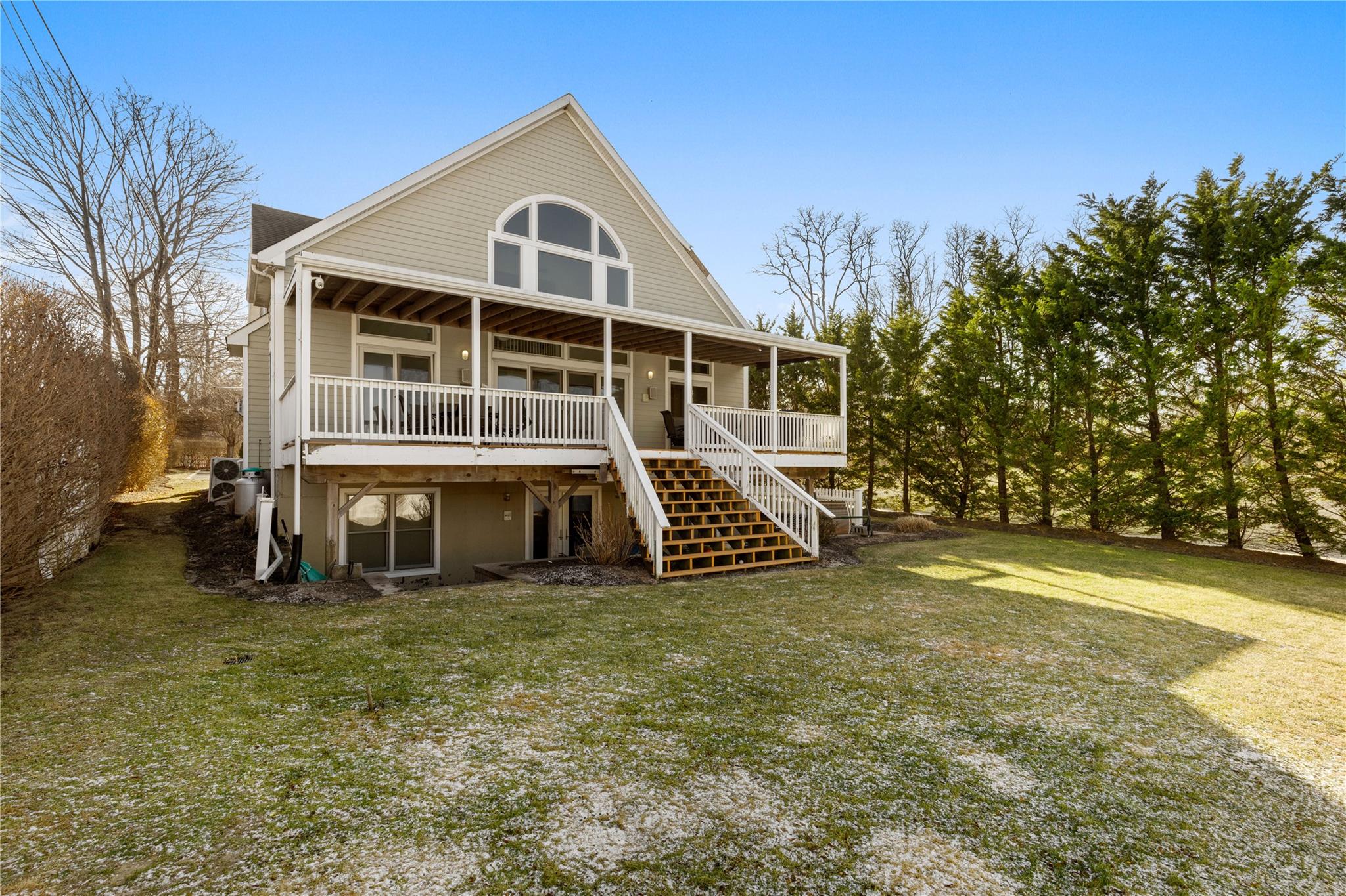 798 Sound Shore Road Property Photo