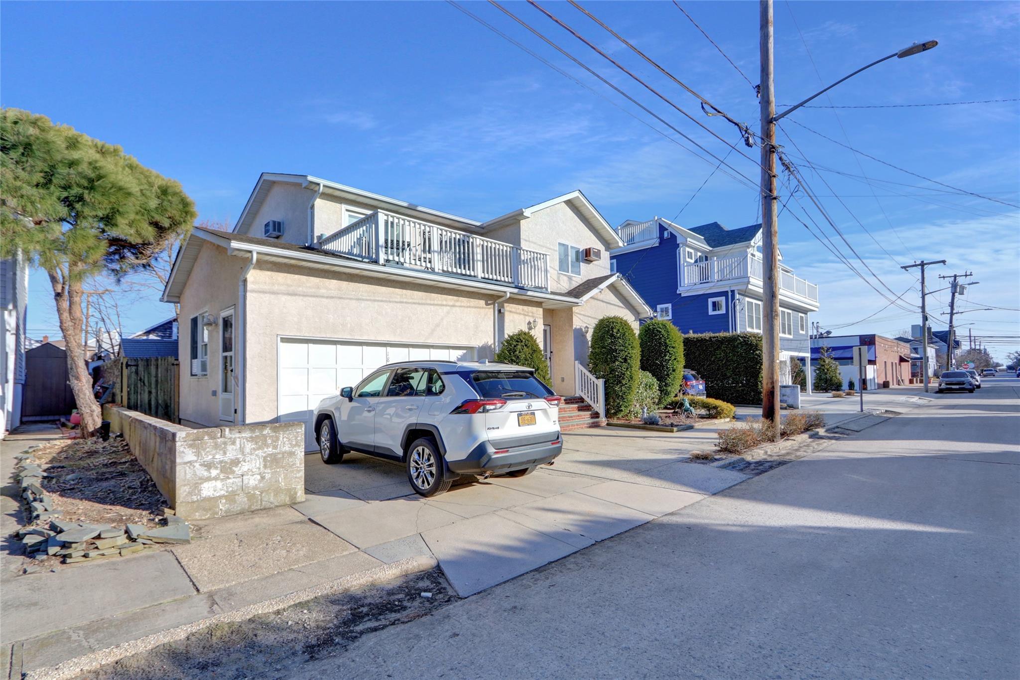 18 Bellmore Avenue Property Photo