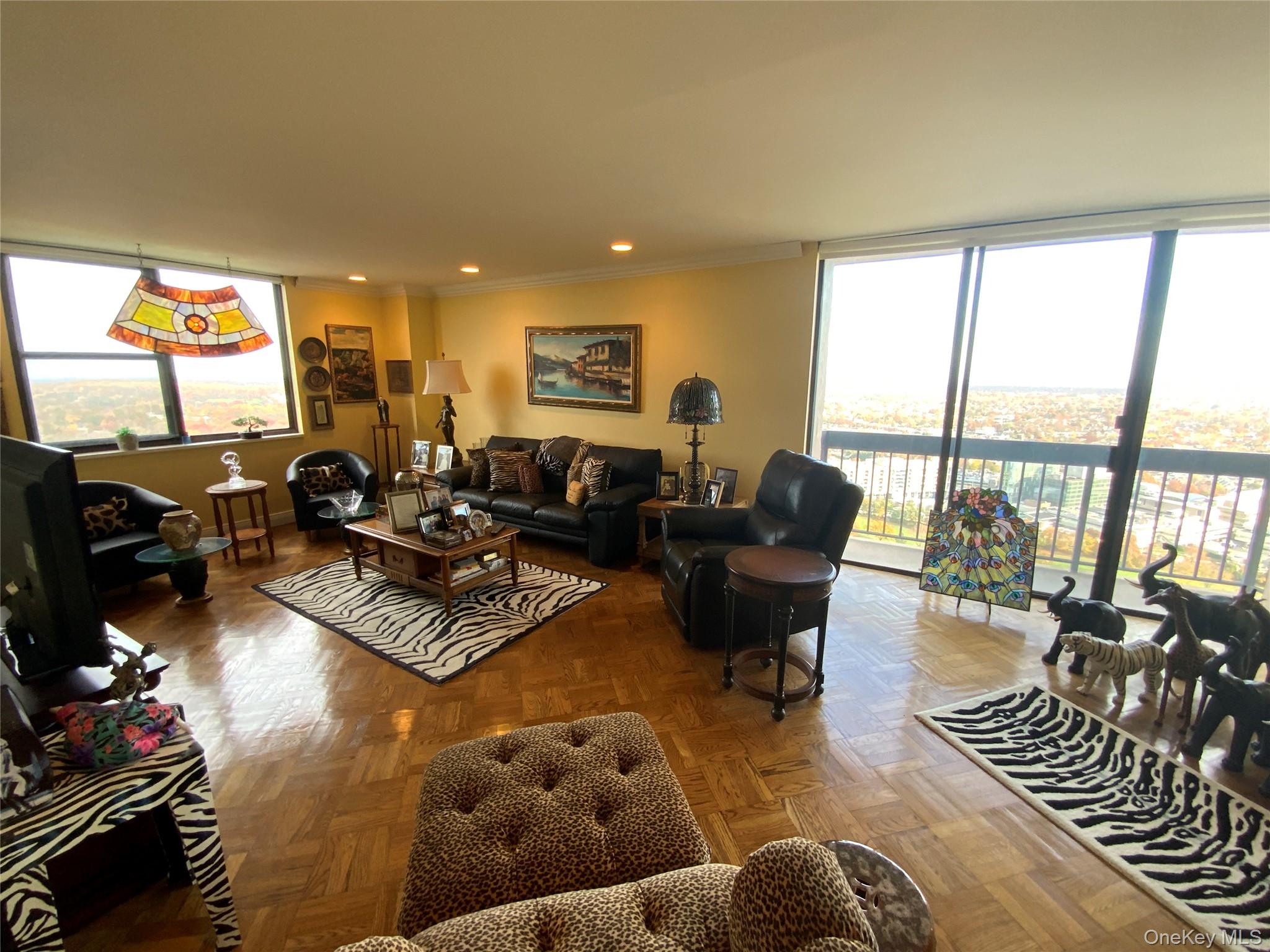 27110 Grand Central Parkway 33d Property Photo 3