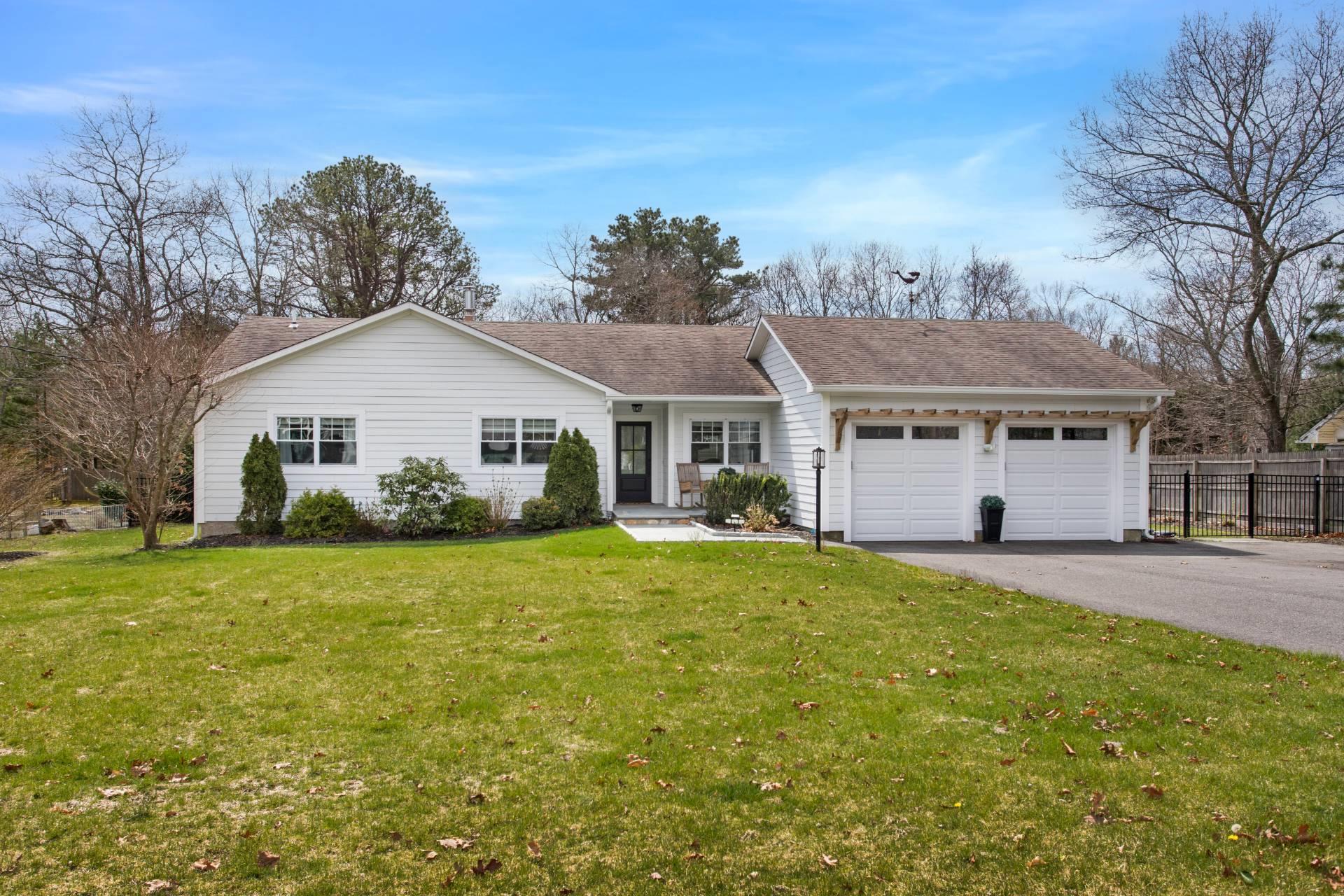 15 Birchwood Lane Property Photo 12
