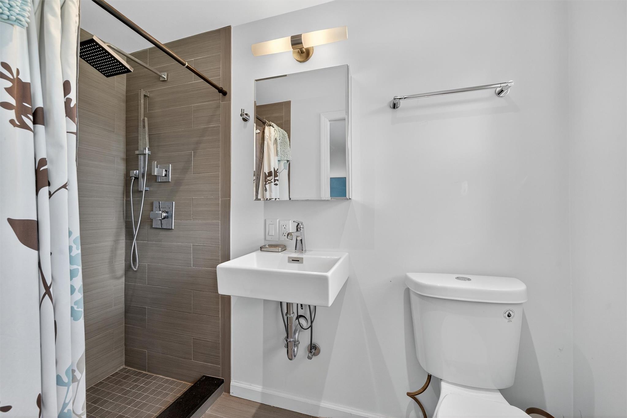 50 Maple Avenue Property Photo 31