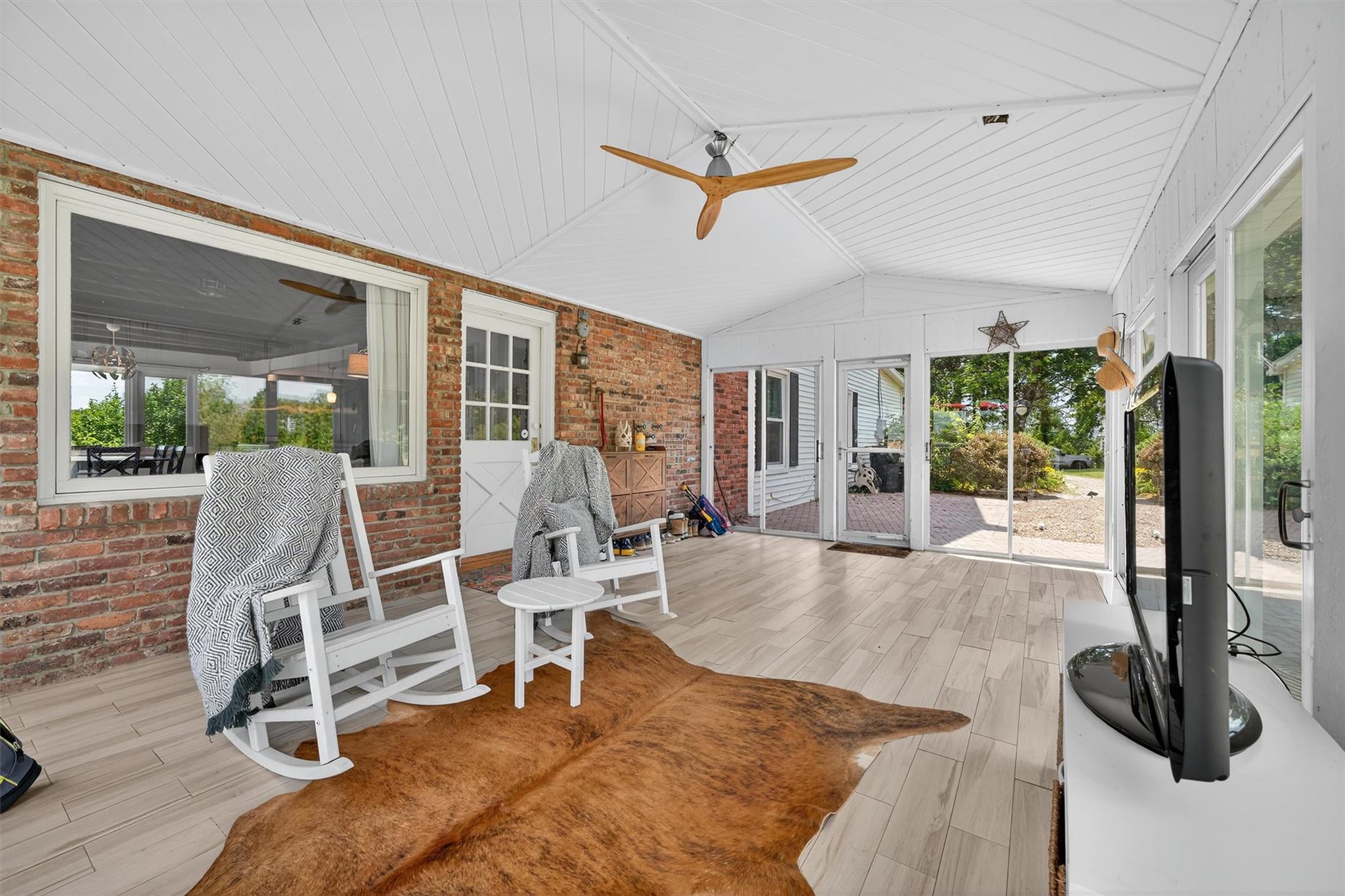 50 Maple Avenue Property Photo 35