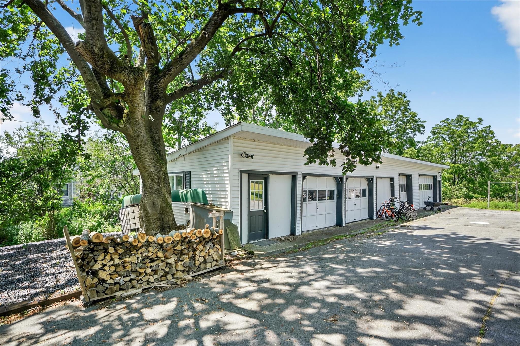 50 Maple Avenue Property Photo 46
