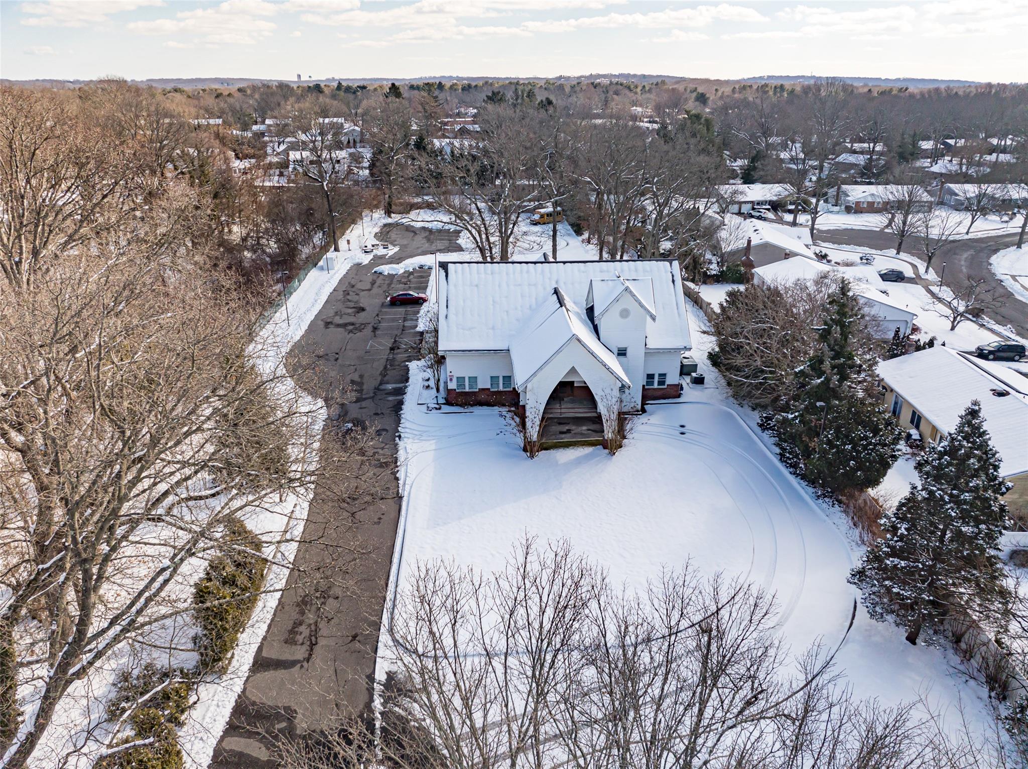 203 E Pulaski Road Property Photo 4
