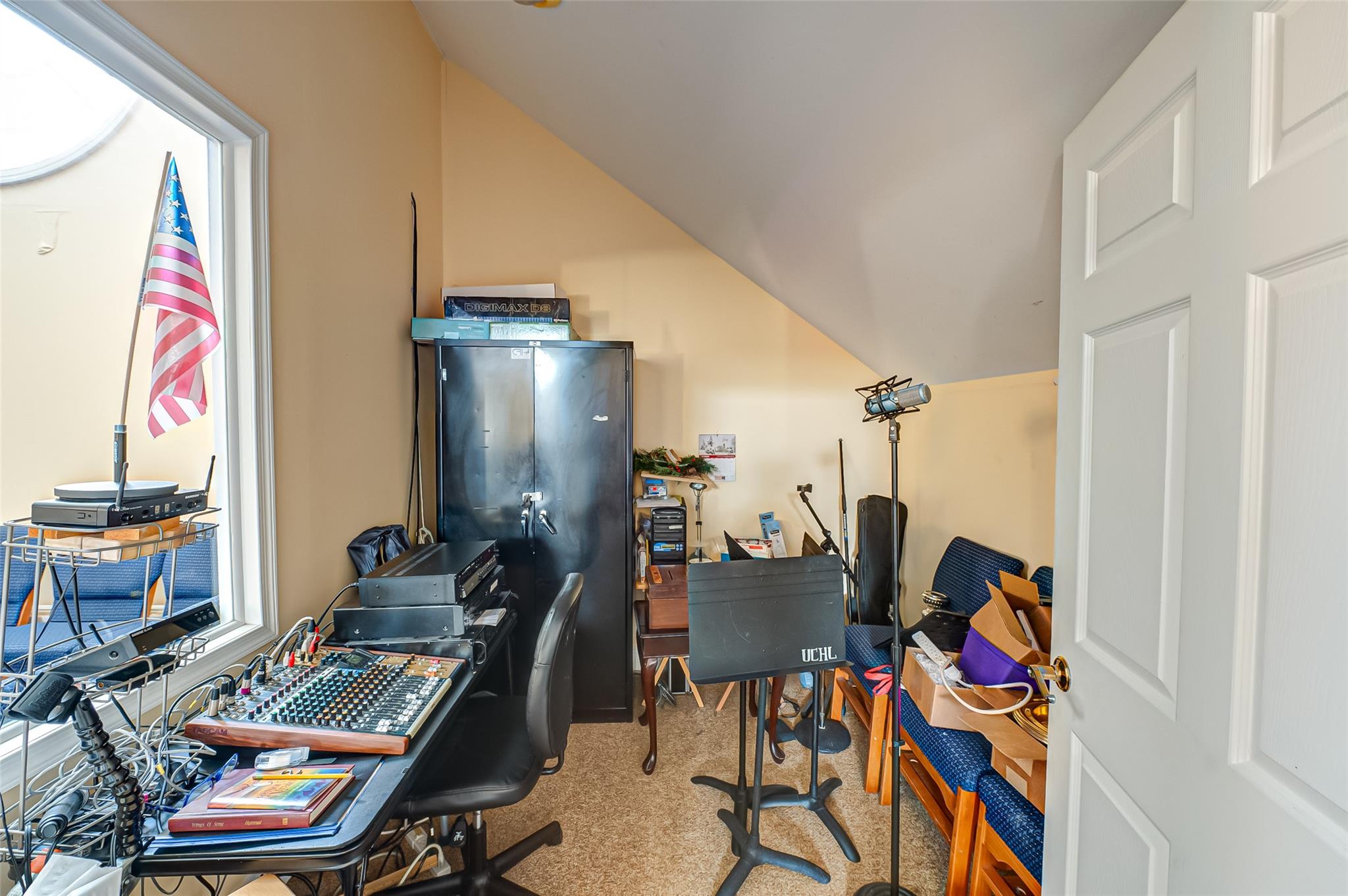 203 E Pulaski Road Property Photo 14