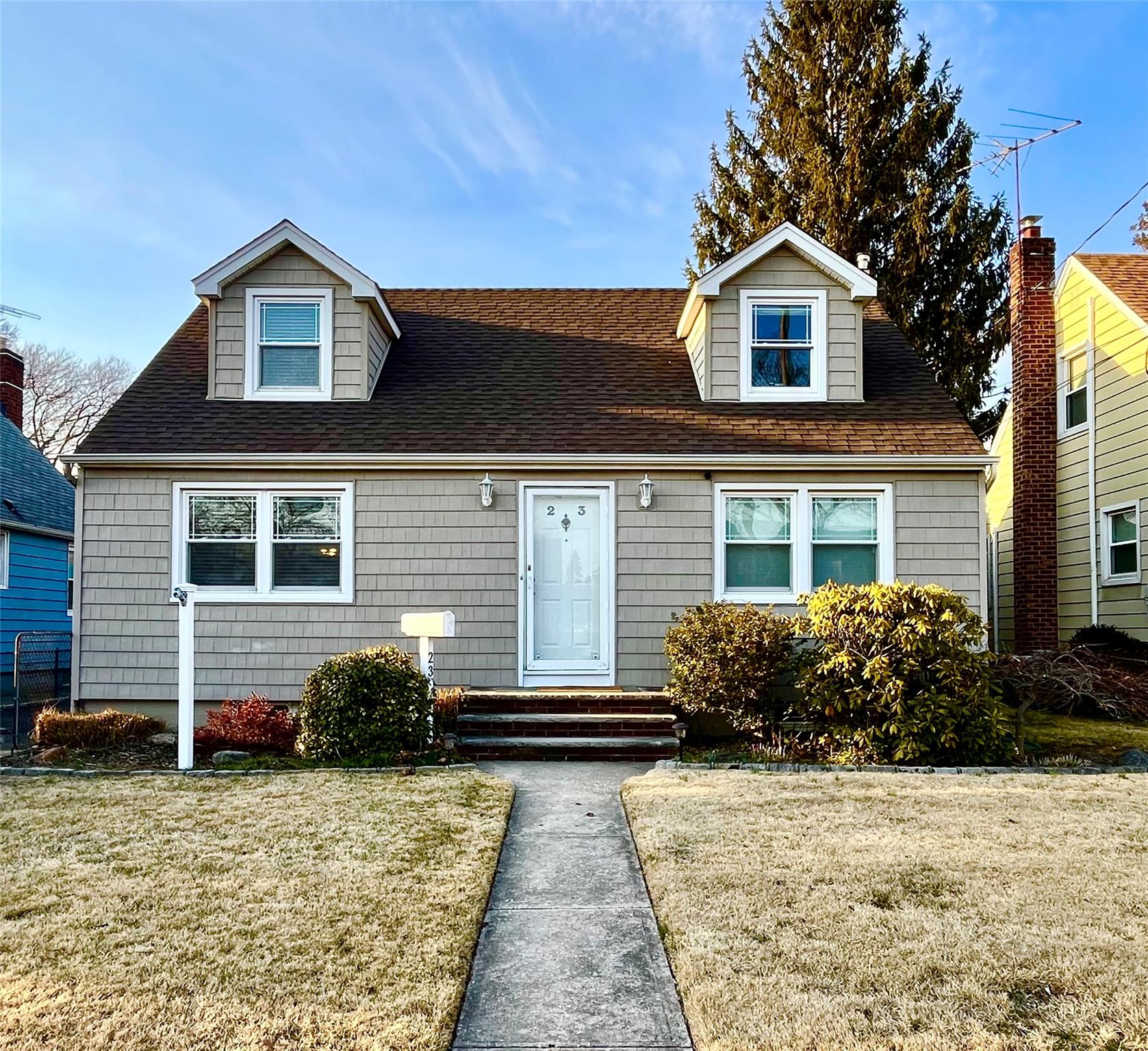 23 Broadway Property Photo