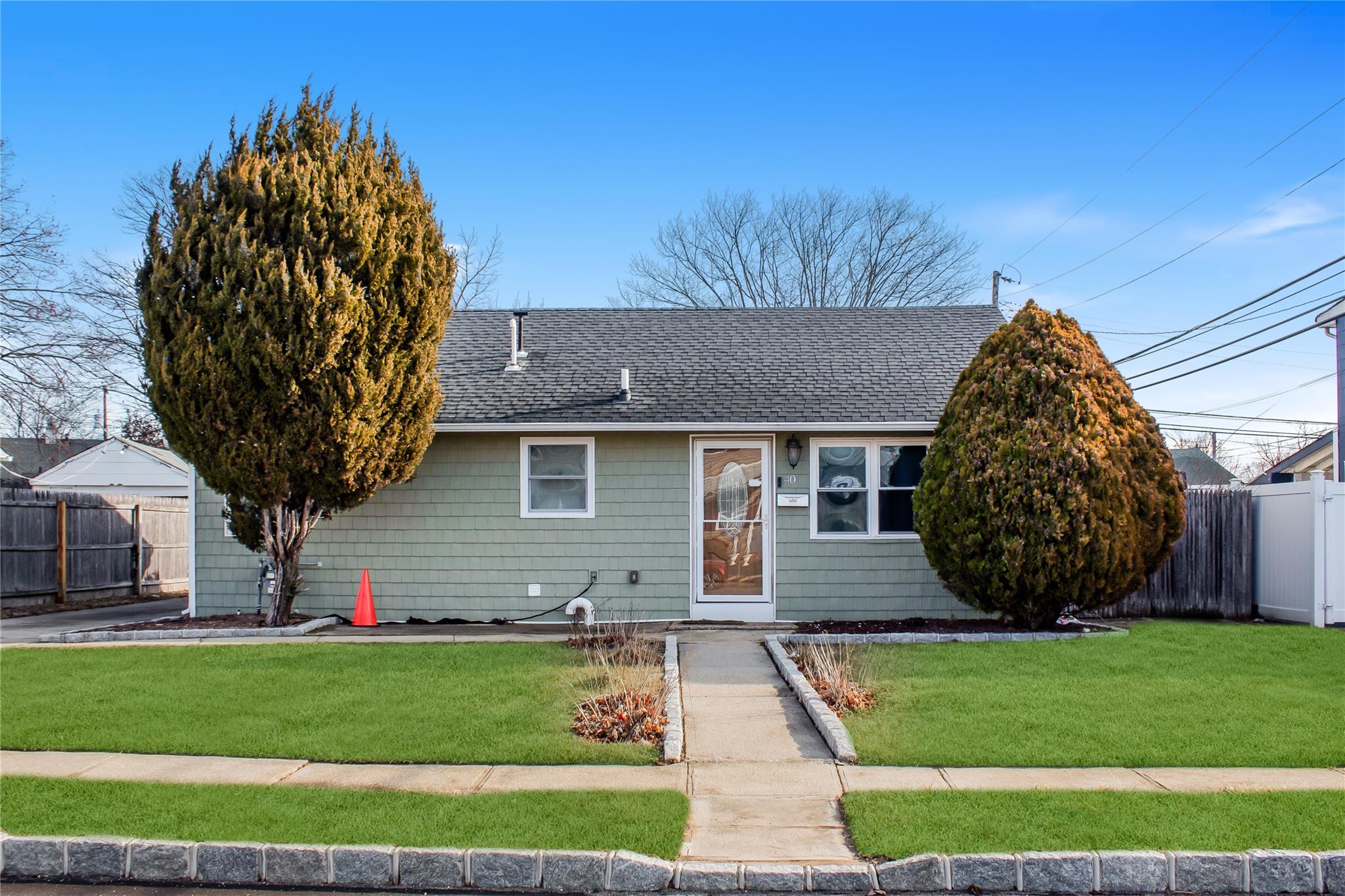 40 Somerset Road Property Photo 1