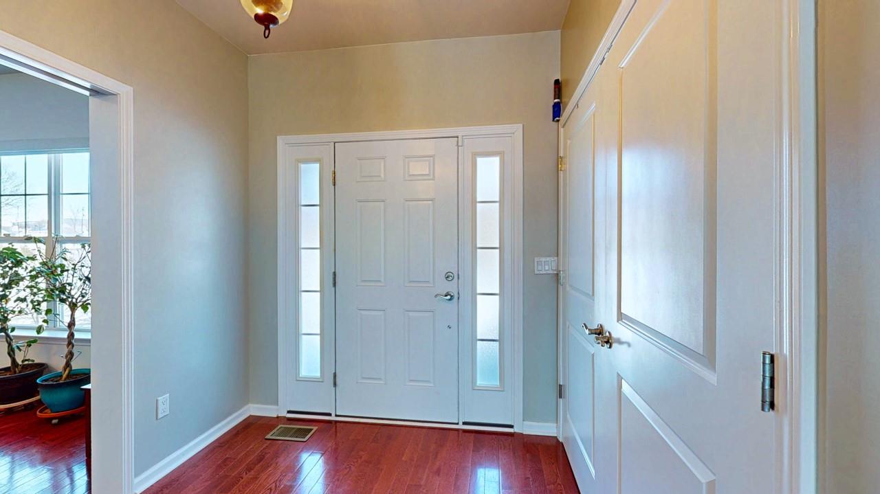 30 Knoll Crest Court Property Photo 5