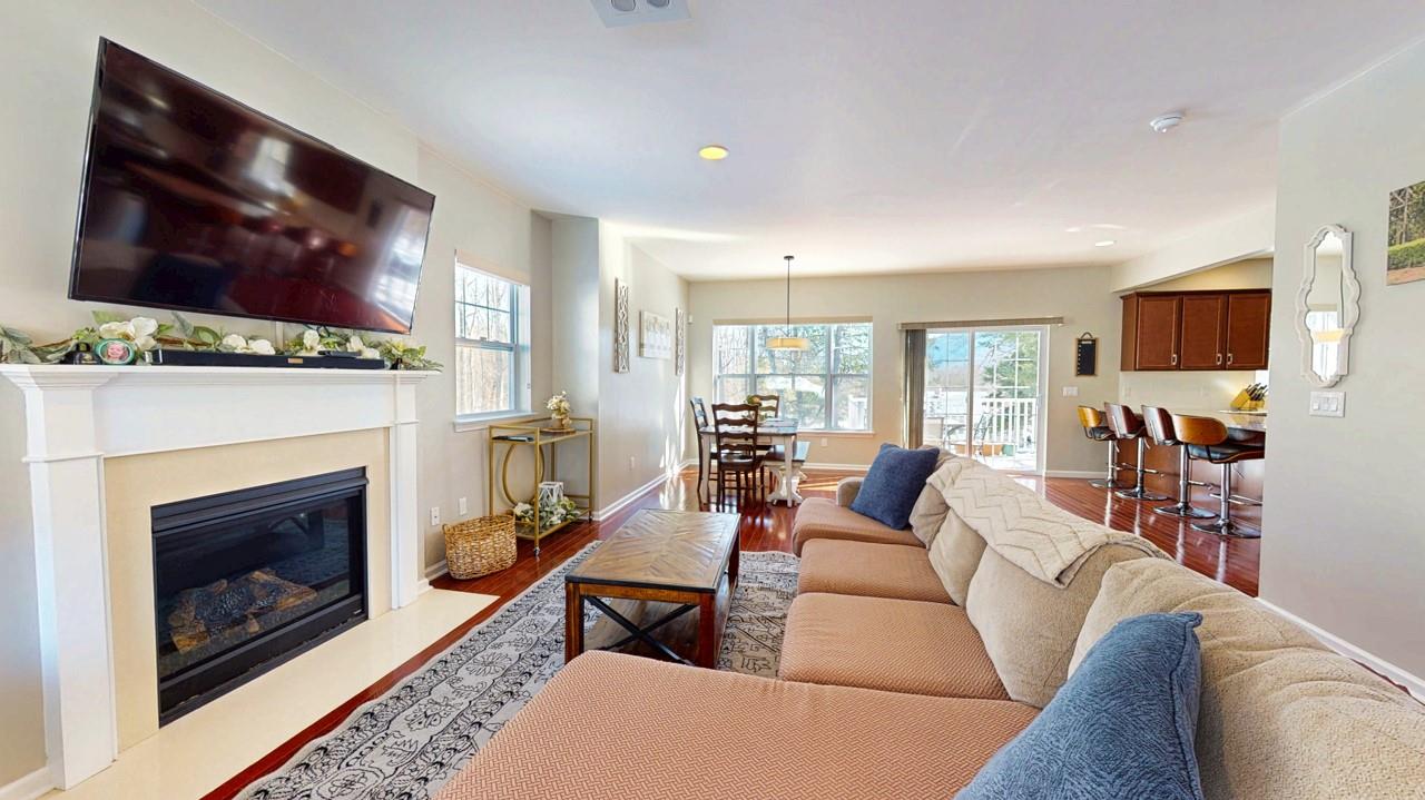 30 Knoll Crest Court Property Photo 9