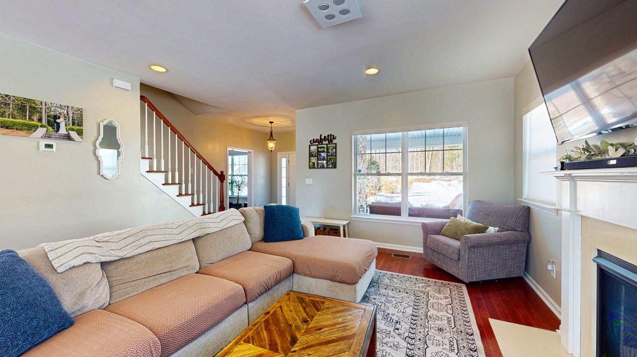 30 Knoll Crest Court Property Photo 10