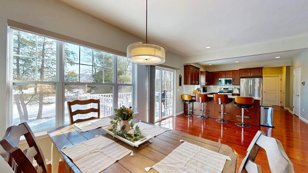 30 Knoll Crest Court Property Photo 12