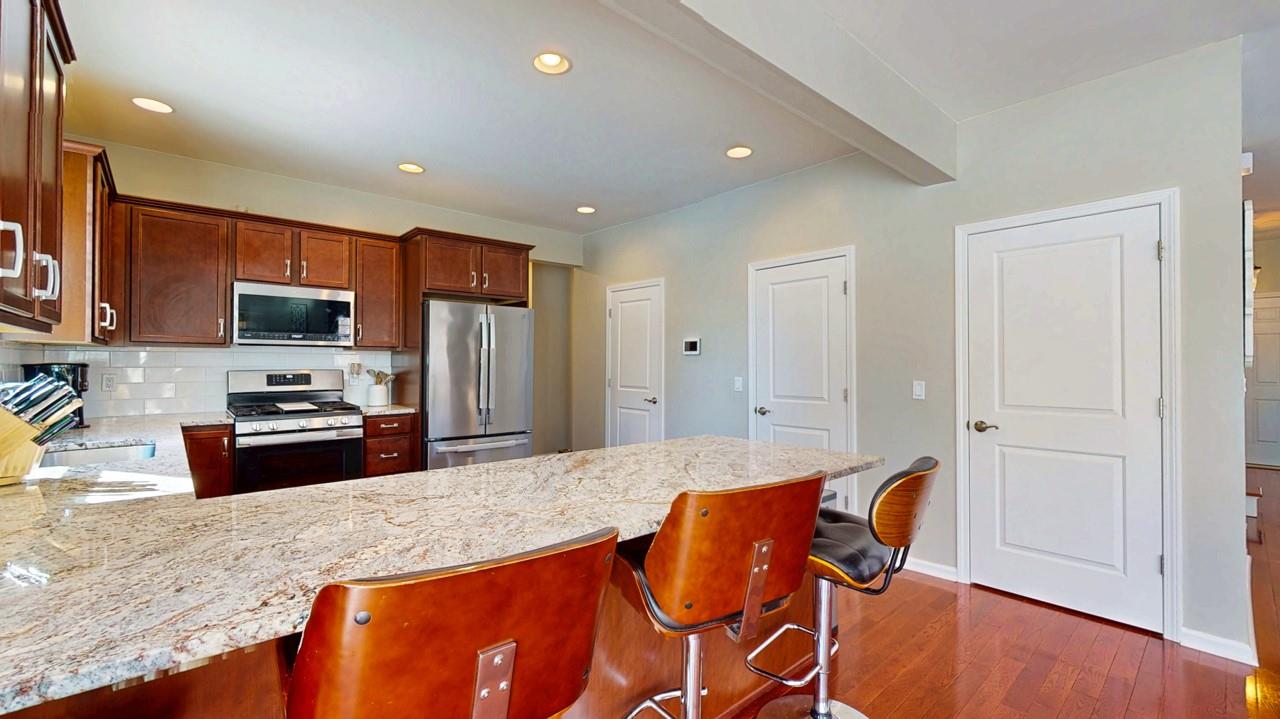 30 Knoll Crest Court Property Photo 16