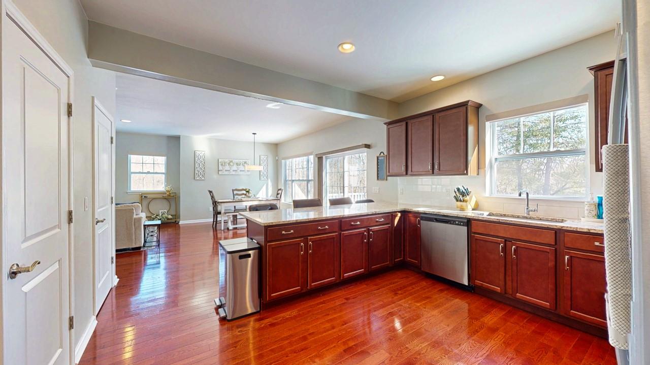 30 Knoll Crest Court Property Photo 22