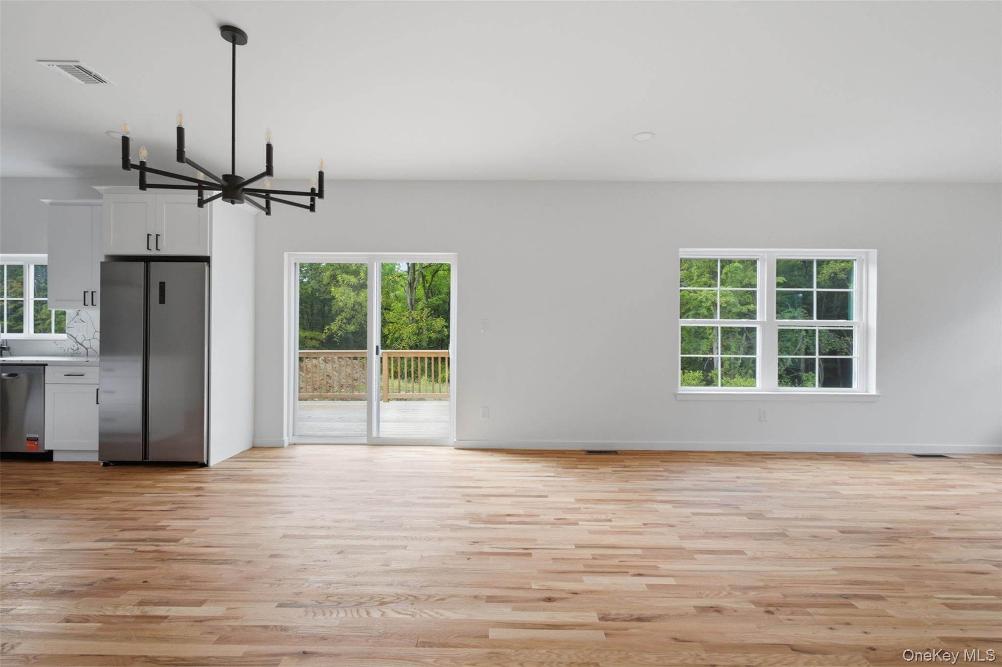 8 Alaina Way Property Photo 15