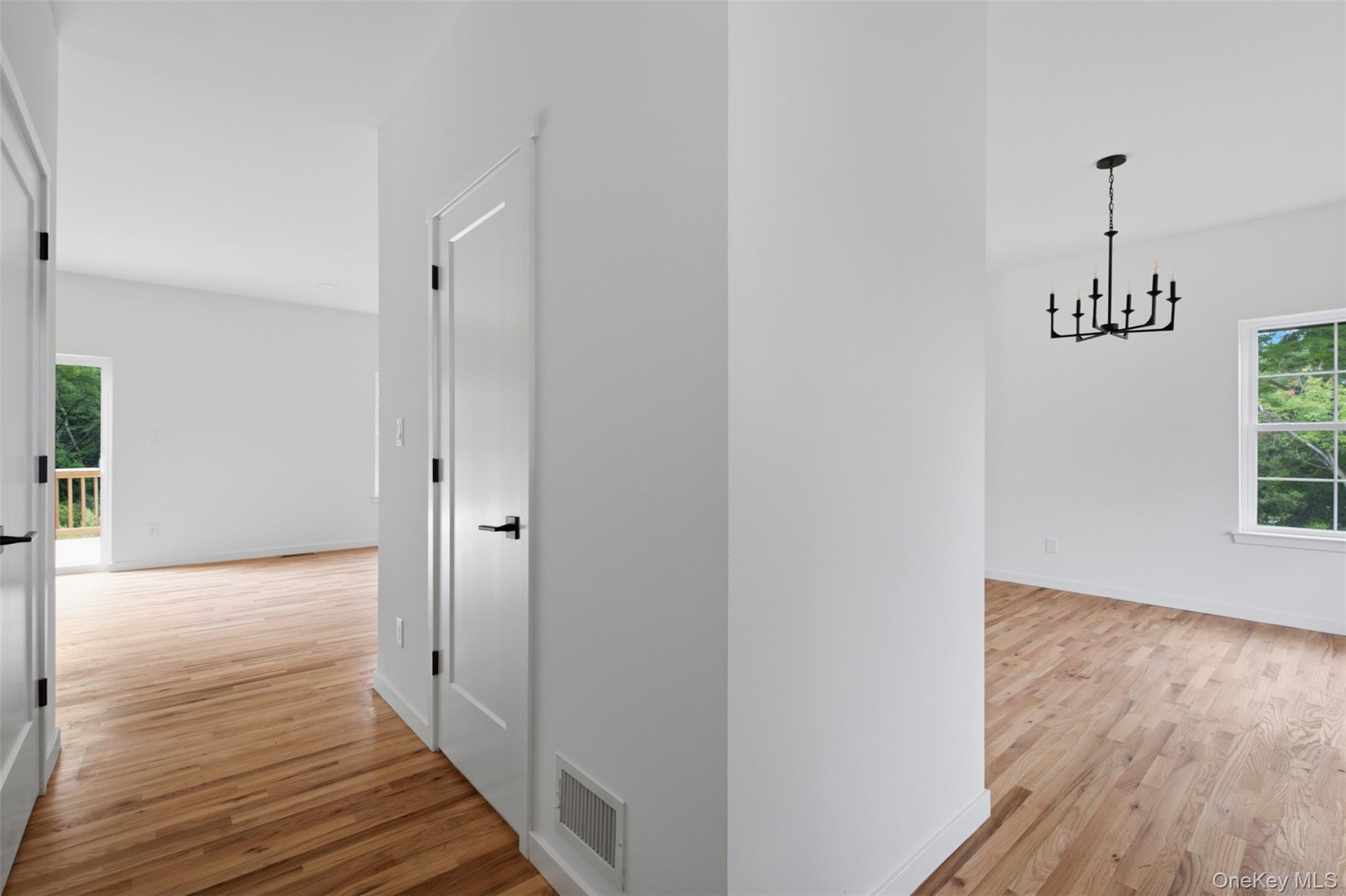 8 Alaina Way Property Photo 22