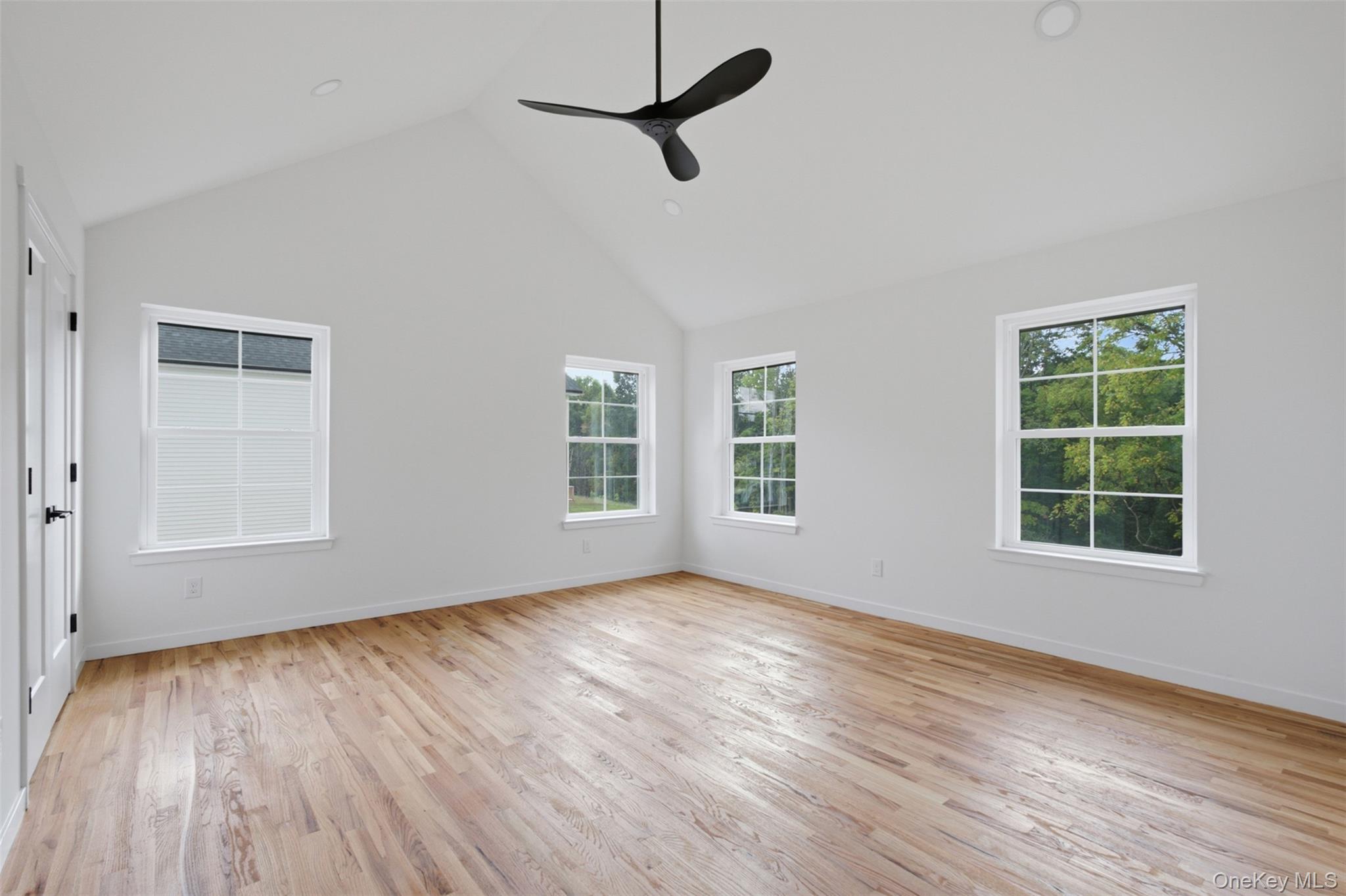 8 Alaina Way Property Photo 25