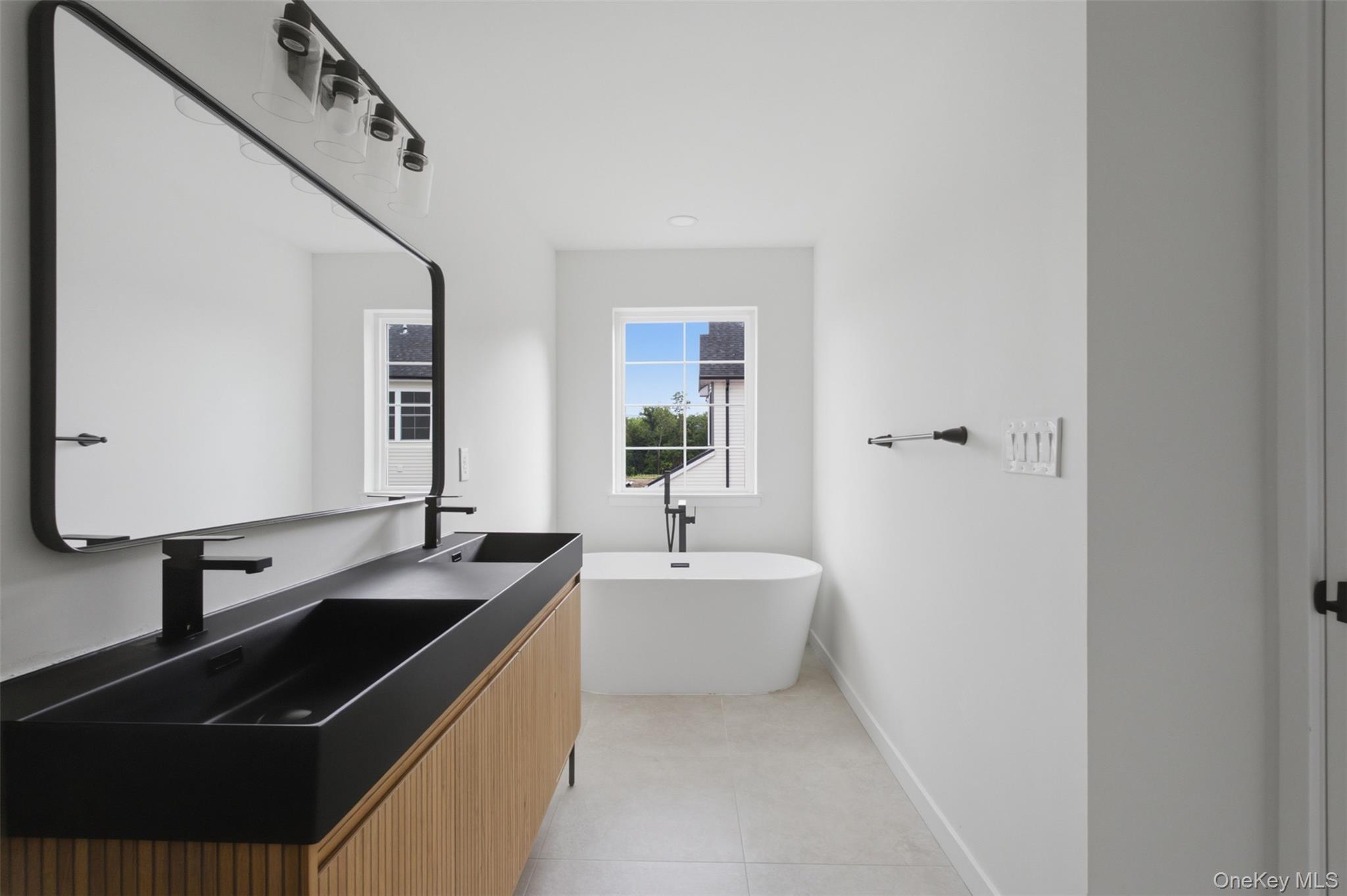 8 Alaina Way Property Photo 26