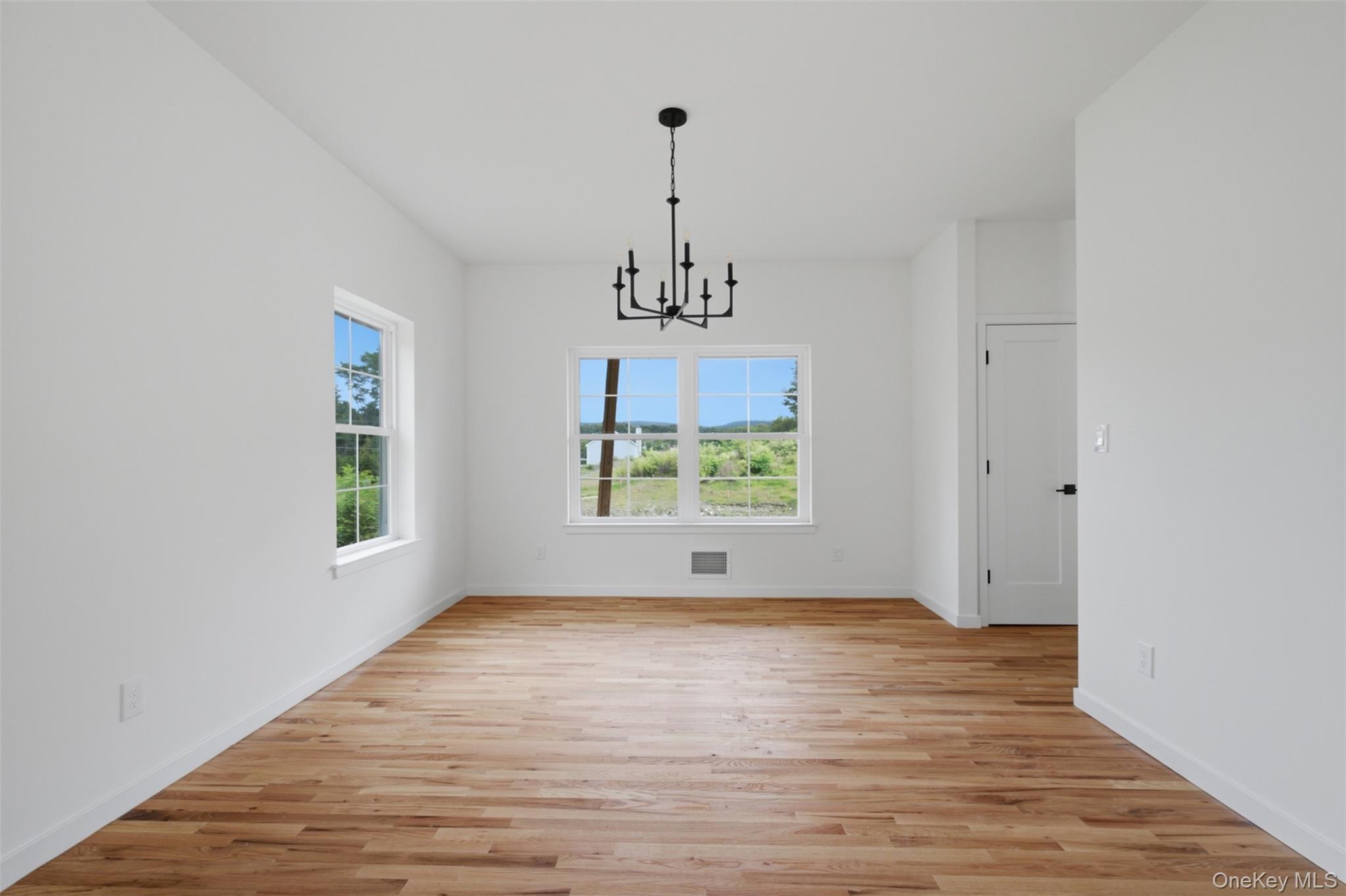 8 Alaina Way Property Photo 35