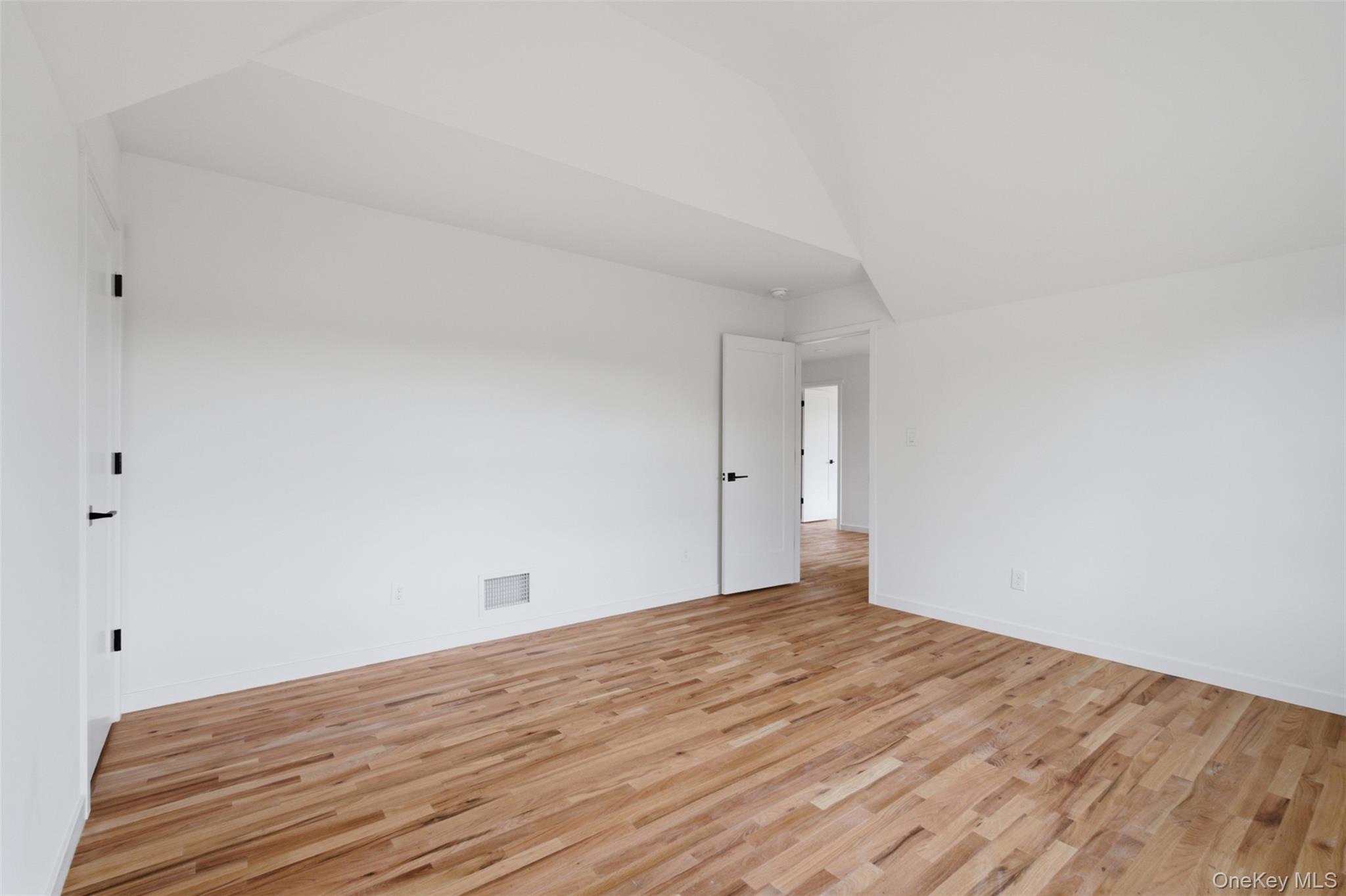 8 Alaina Way Property Photo 37