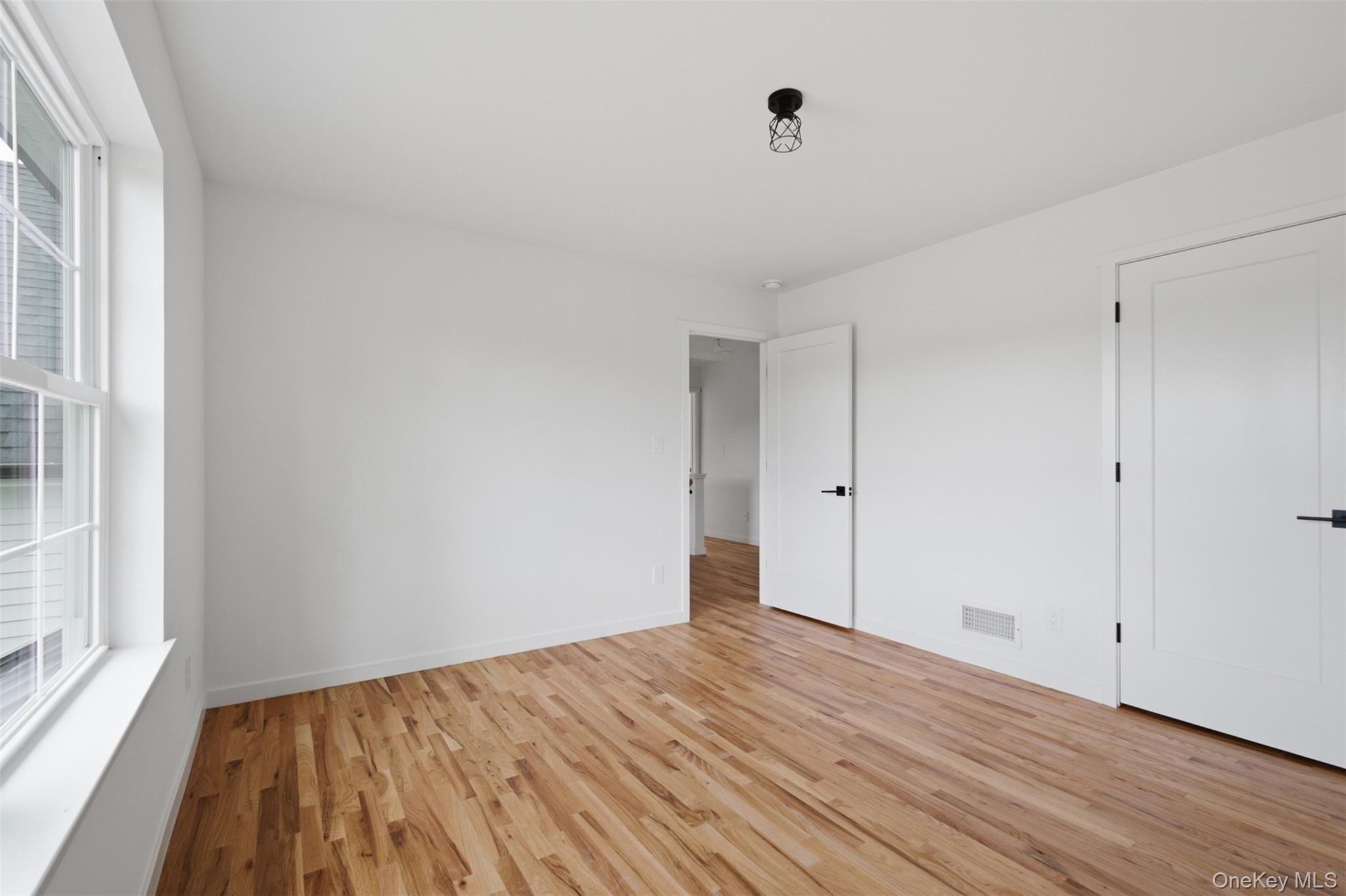 8 Alaina Way Property Photo 38