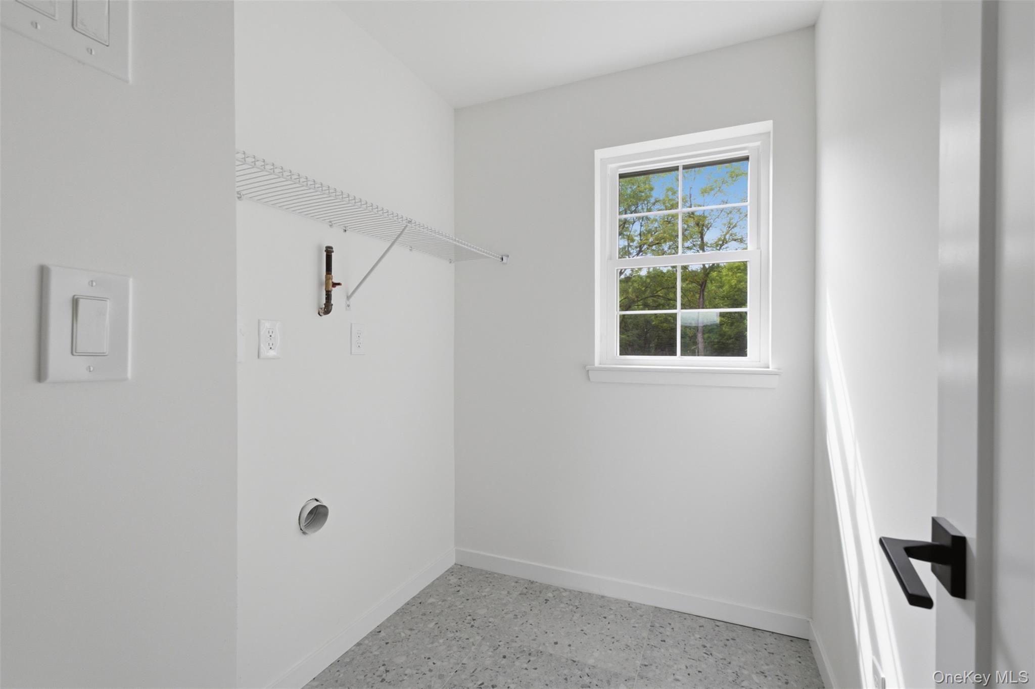 8 Alaina Way Property Photo 43