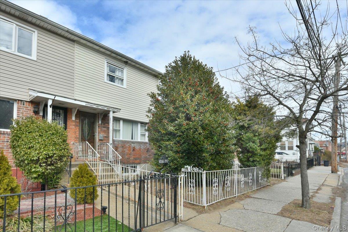 176-17 127 Avenue Property Photo 1