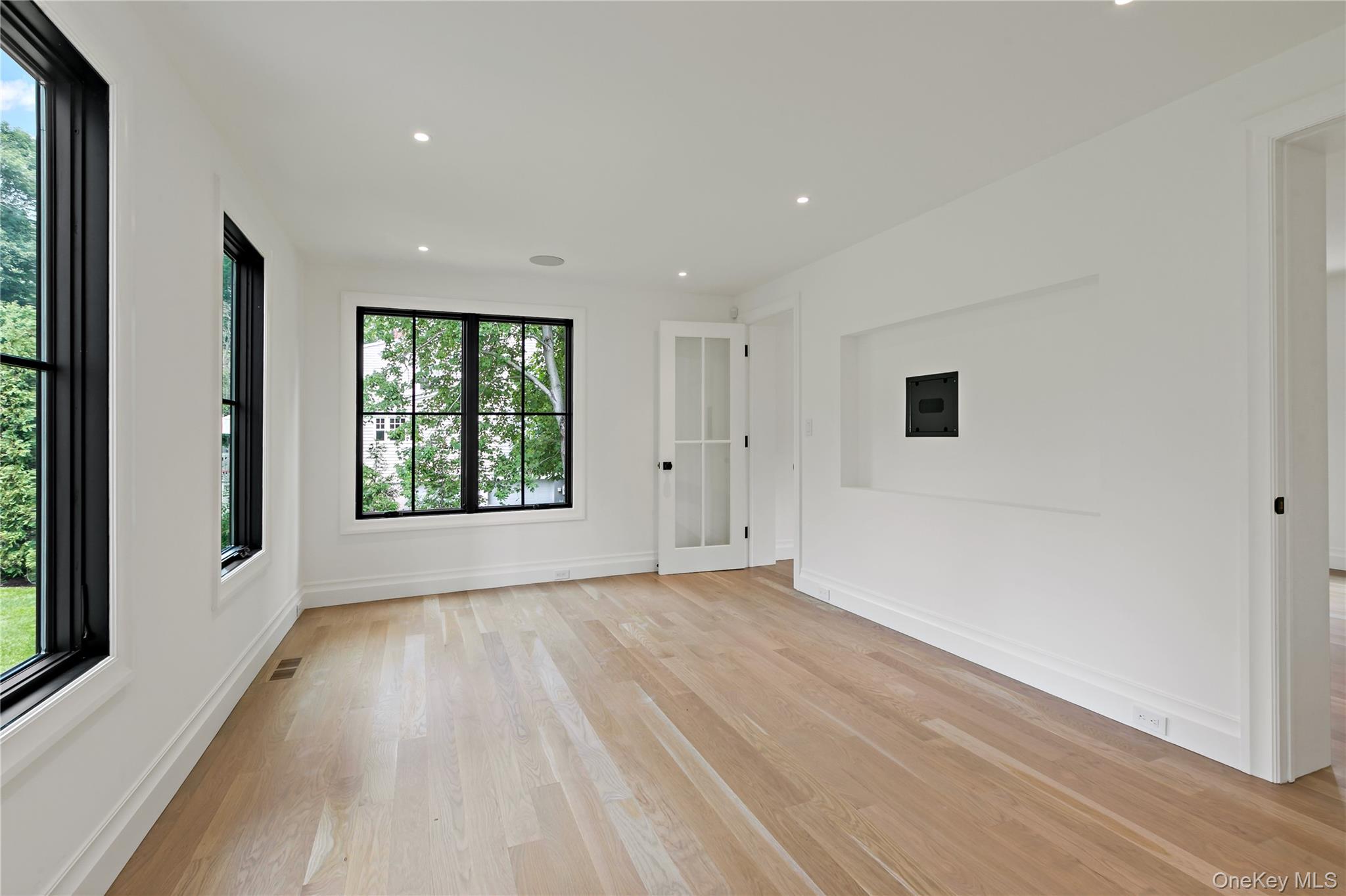 14 Kolbert Drive Property Photo 5