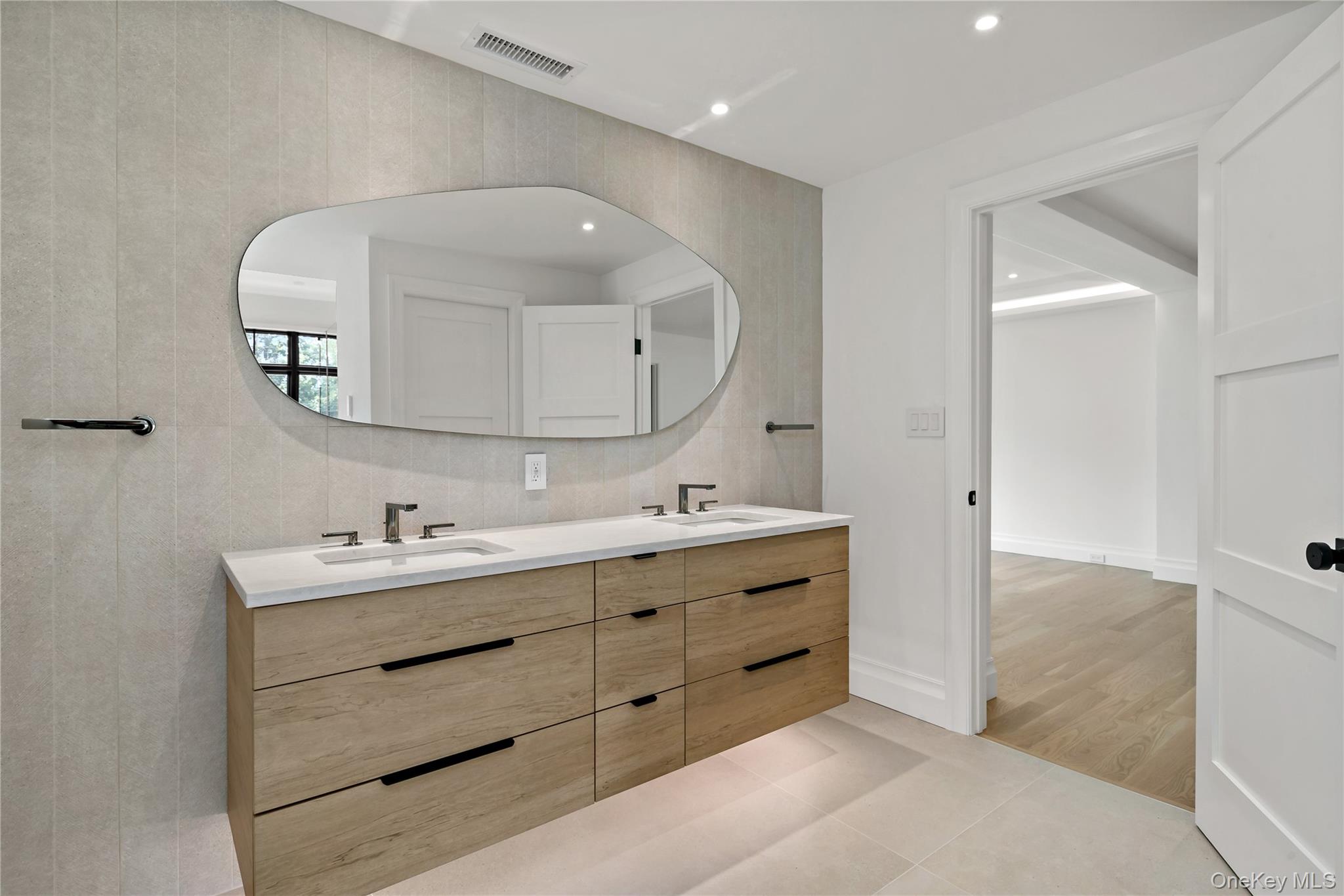 14 Kolbert Drive Property Photo 19
