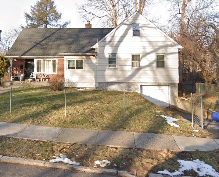 157 Ellwood Ave Property Photo