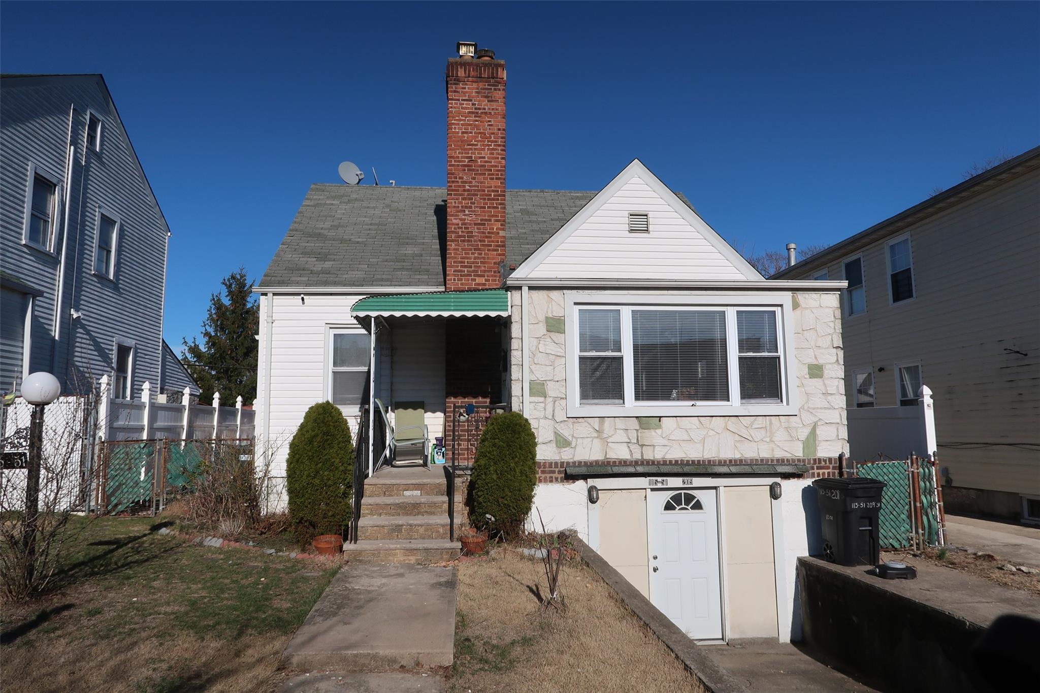 11551 209th Street Property Photo