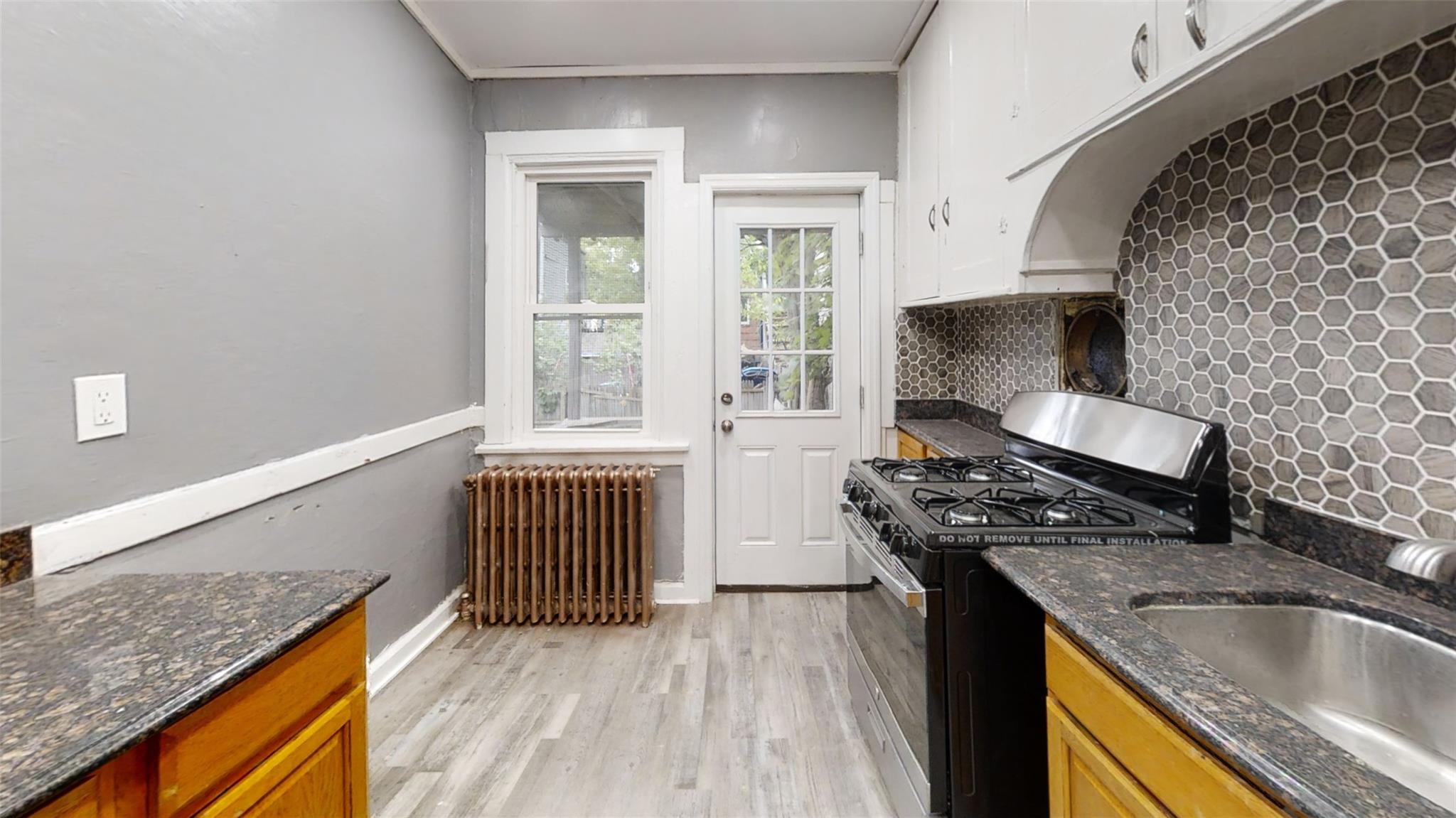 10 Benson Street Property Photo 12