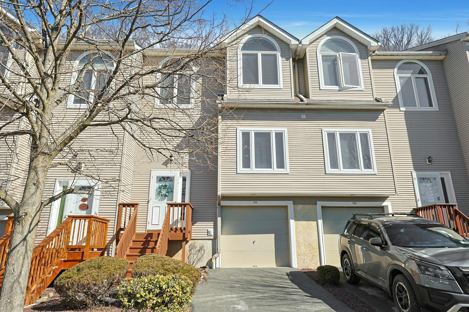 196 Foltim Way Property Photo