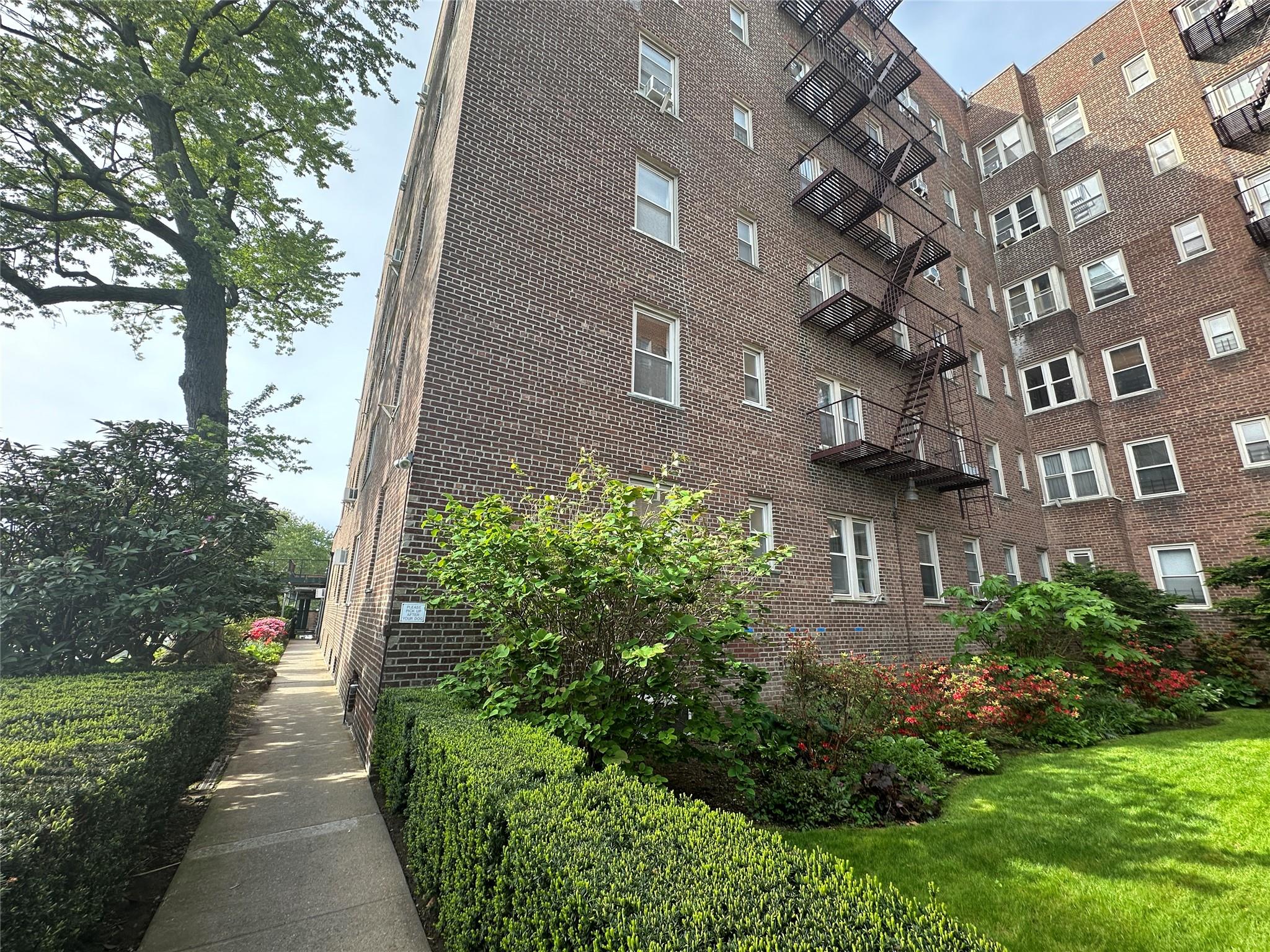 84-49 168th Street 4S Property Photo 1