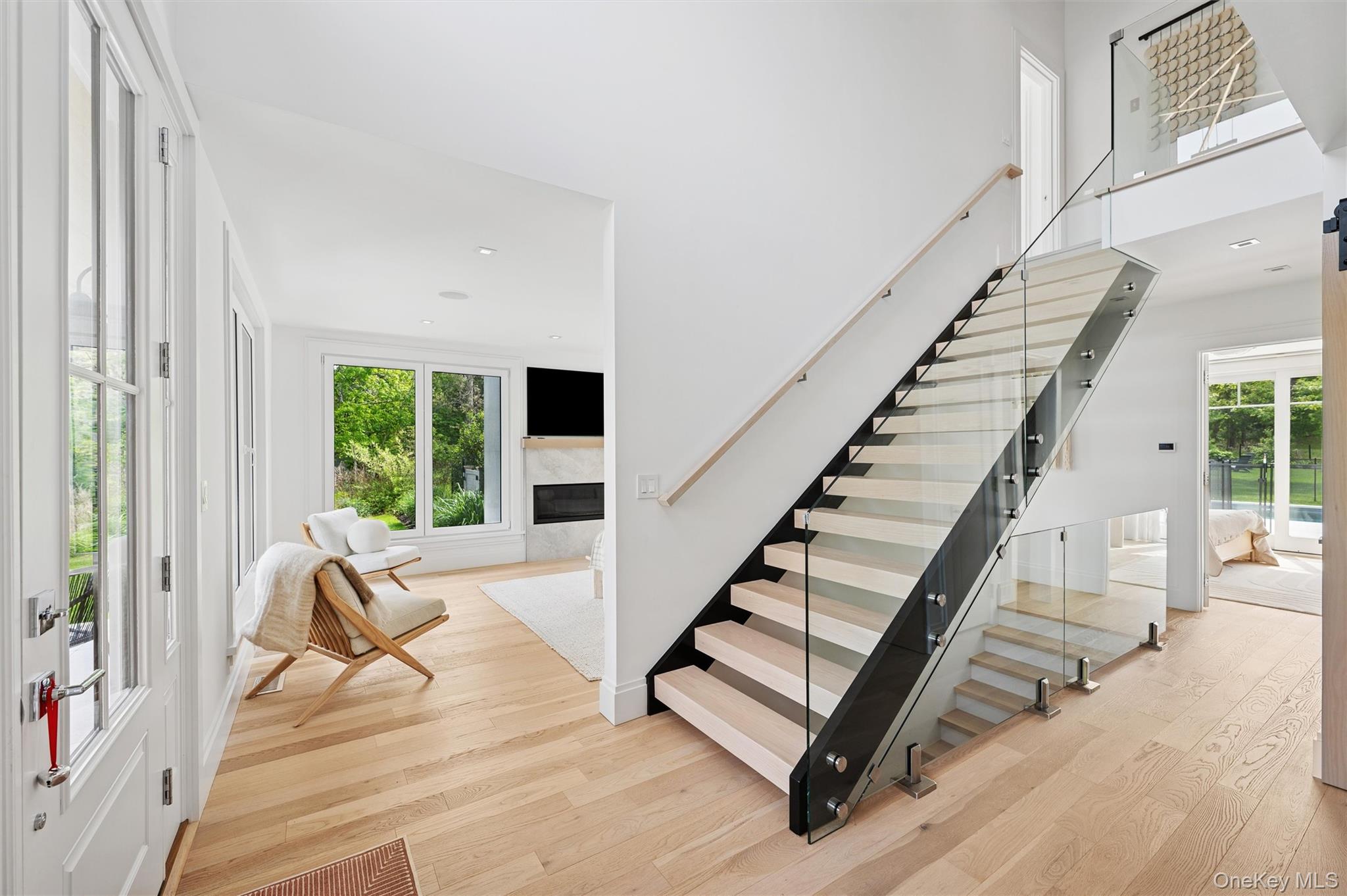 28 Canoe Place Road Property Photo 5