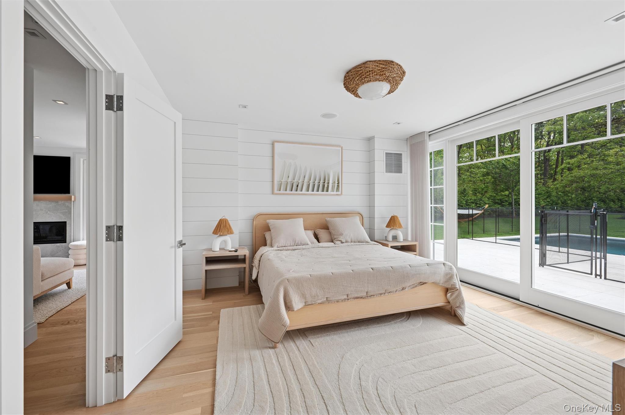 28 Canoe Place Road Property Photo 14