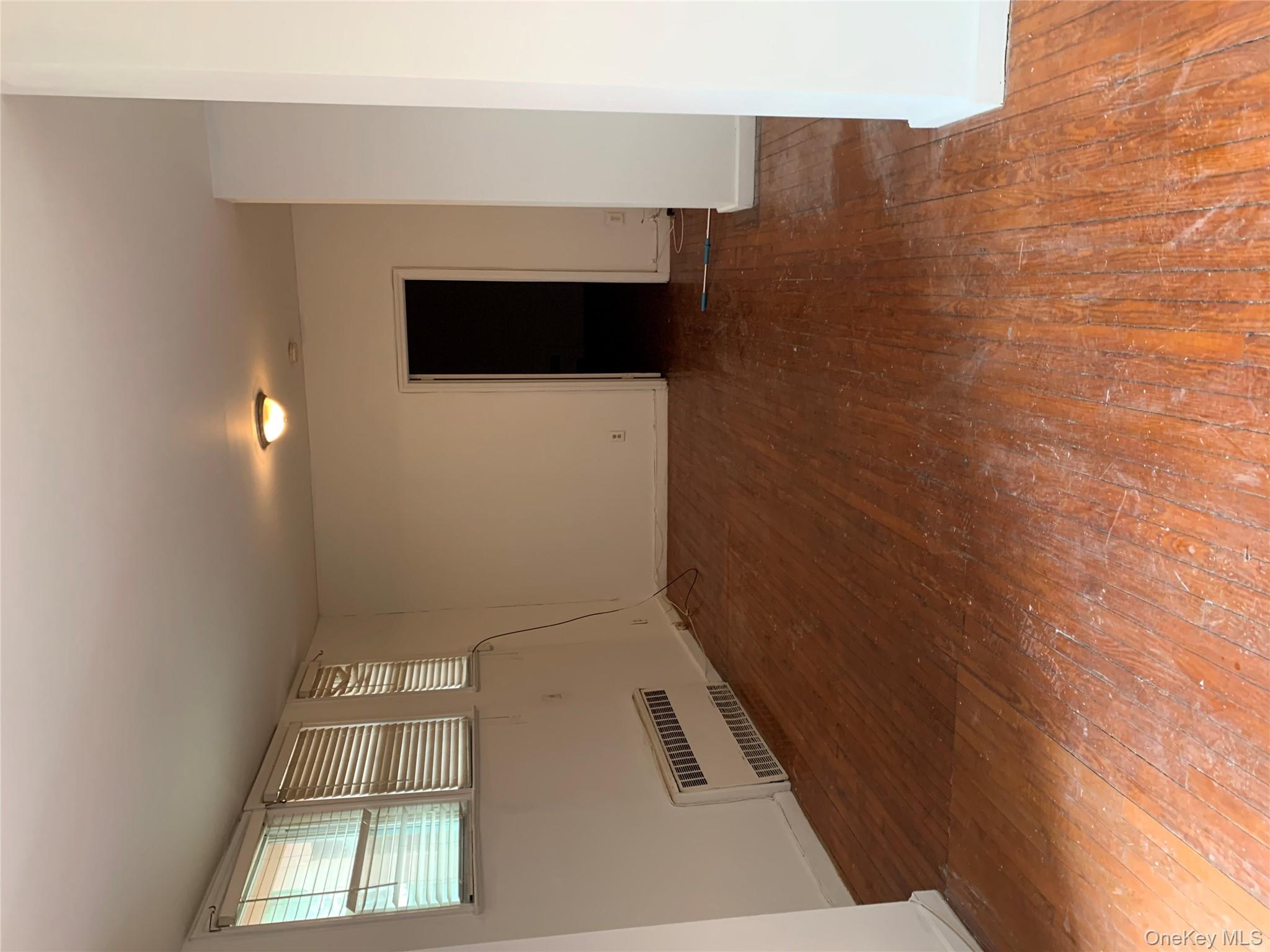 2503 Marion Avenue Property Photo 32
