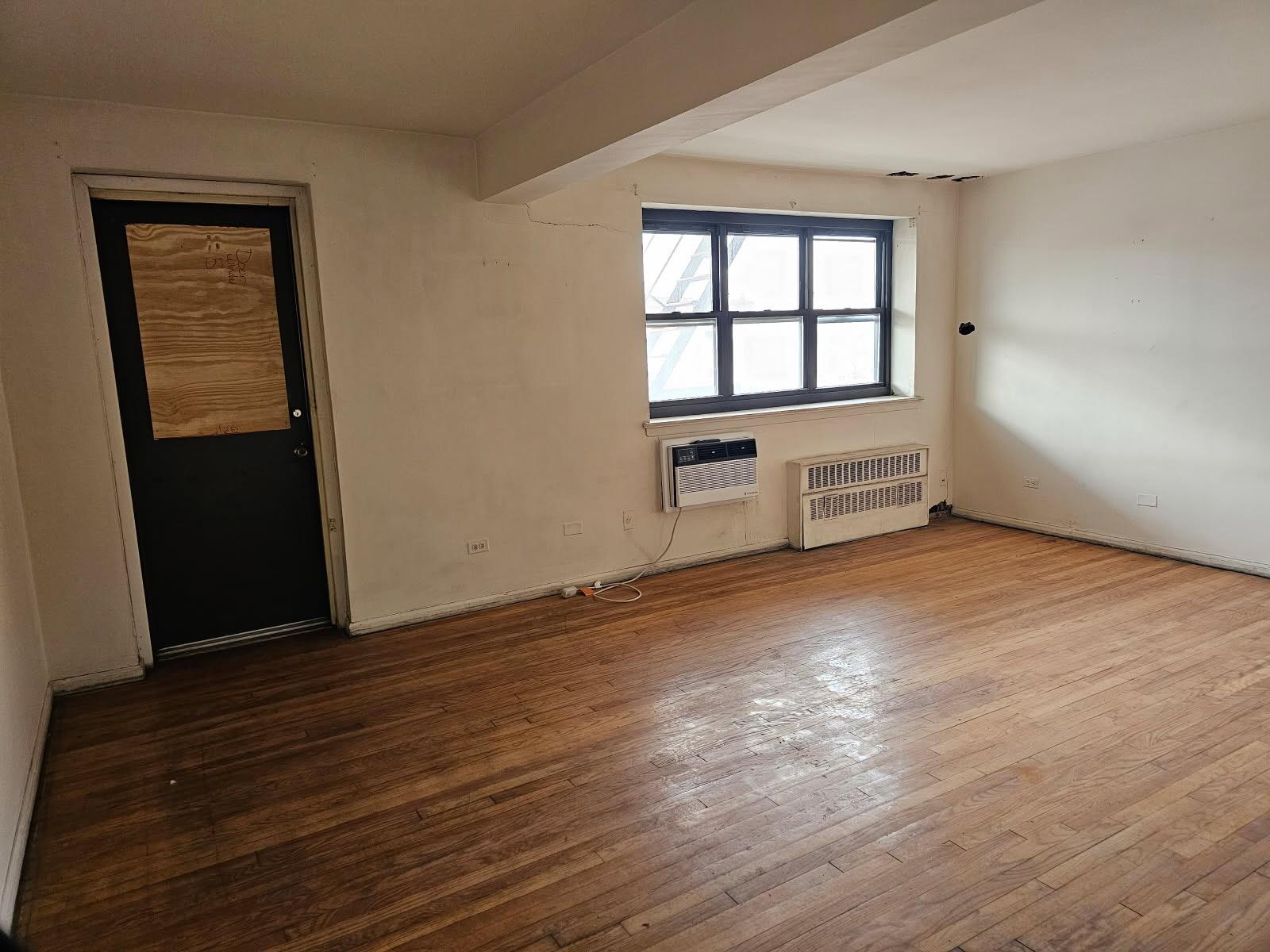 86-10 151 Avenue 5n Property Photo