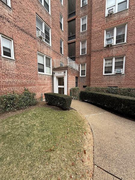 5645 Netherland 4e Property Photo