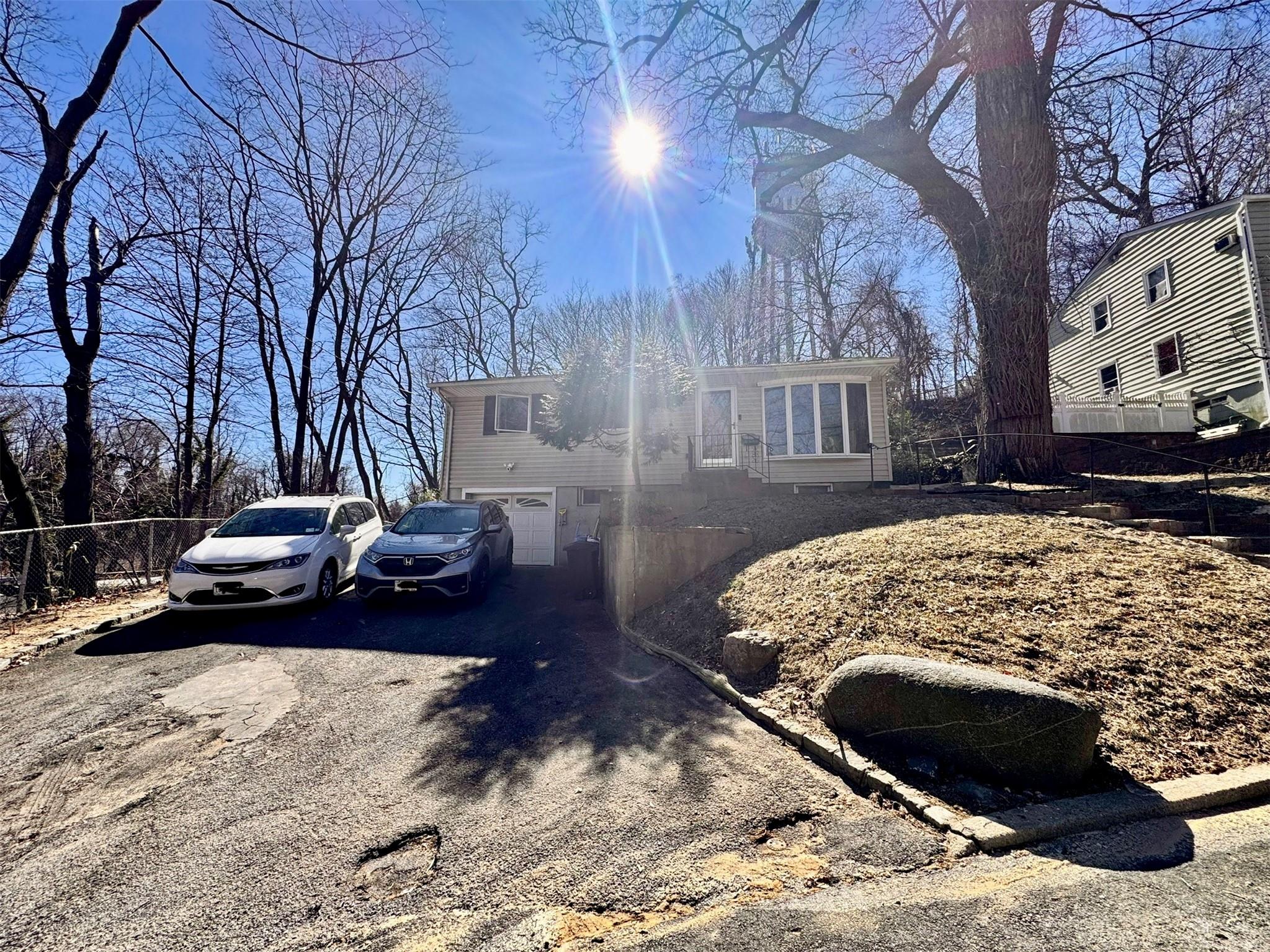 100 Hendrick Avenue Property Photo