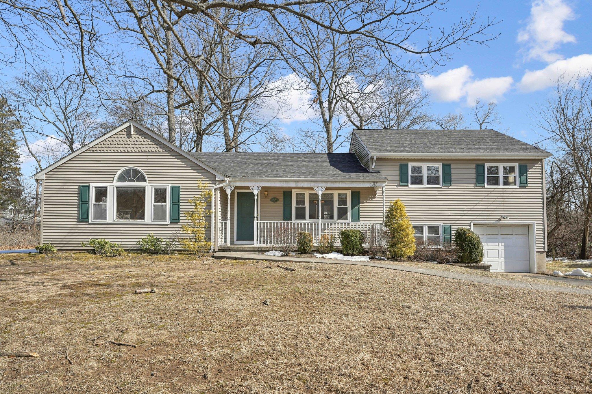 68 Rowan Road Property Photo