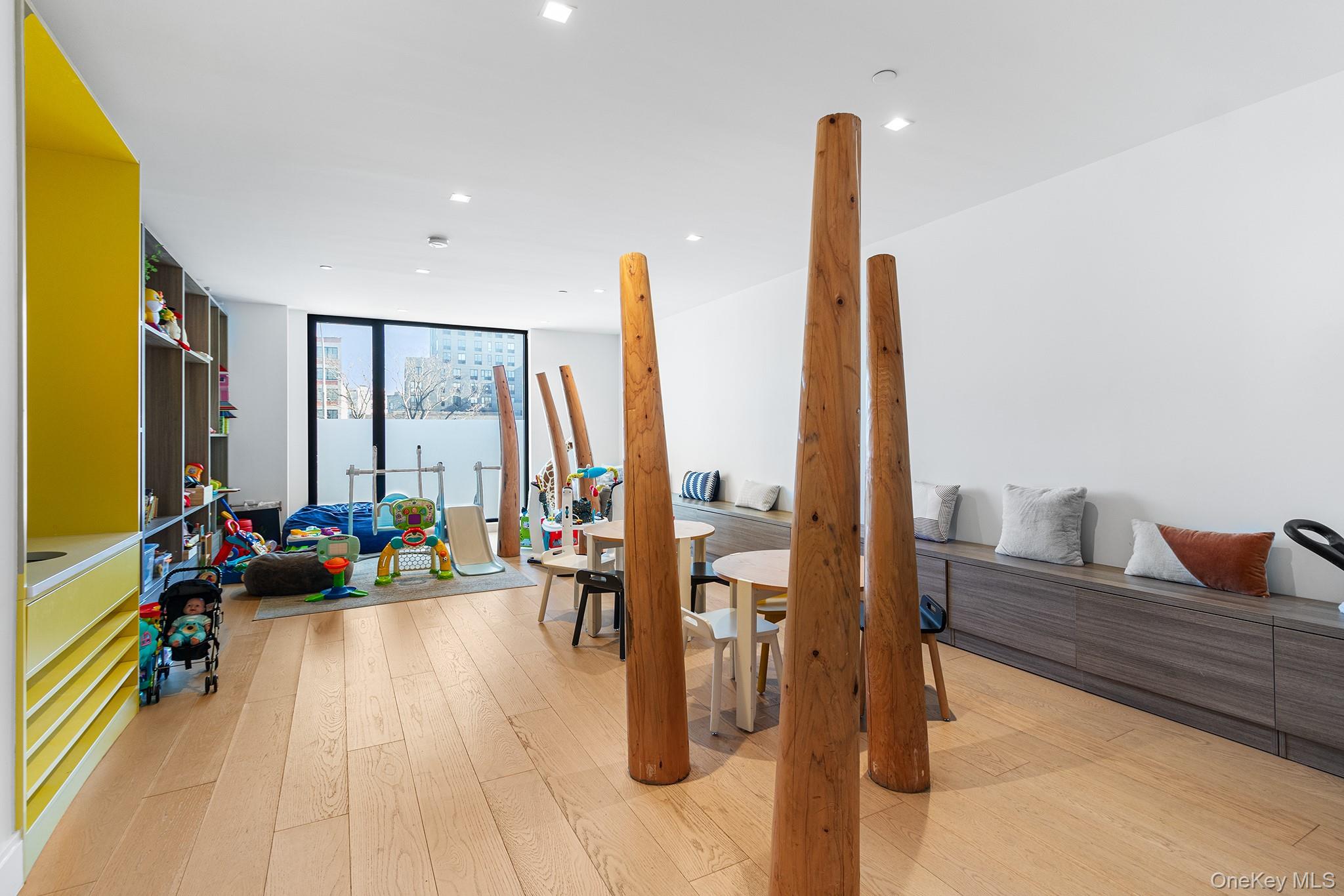 37-14 34th Street N3e Property Photo 20