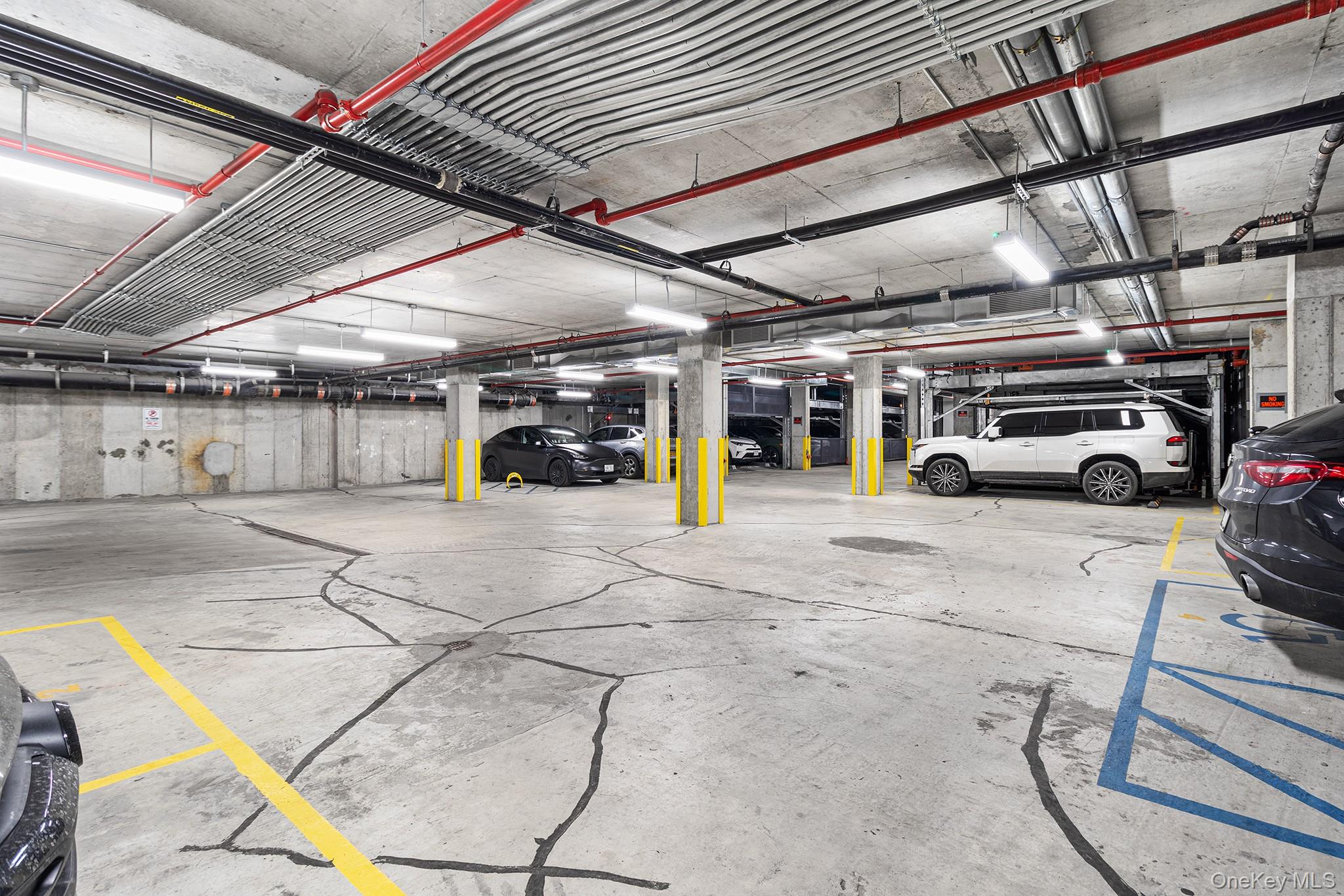 37-14 34th Street N3e Property Photo 22