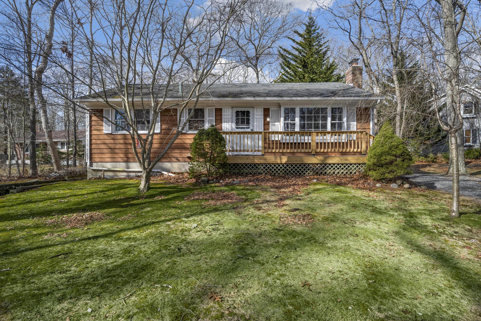 20 Crystal Beach Blvd Property Photo