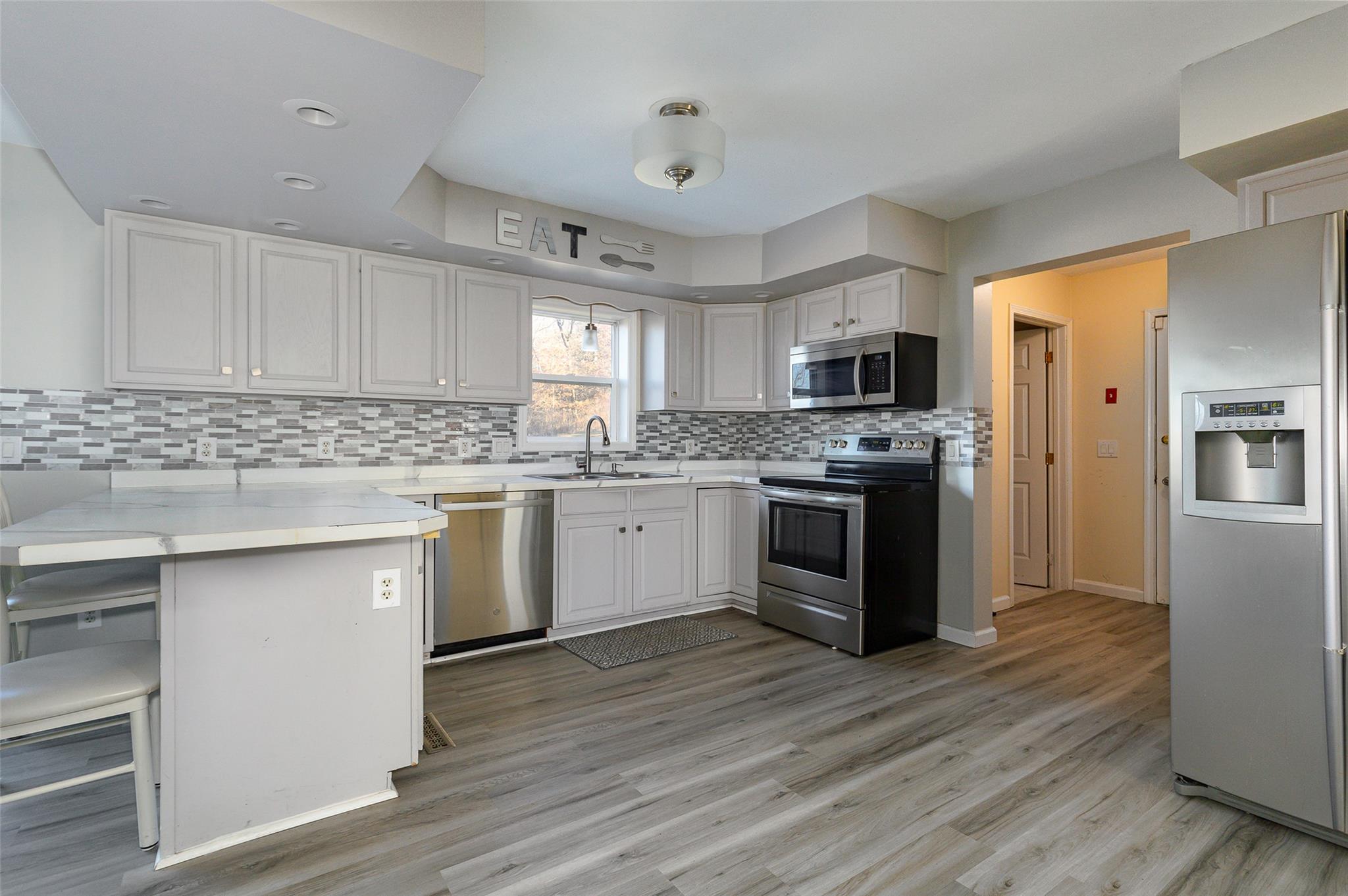 125 Cedar Hill Road Property Photo 4