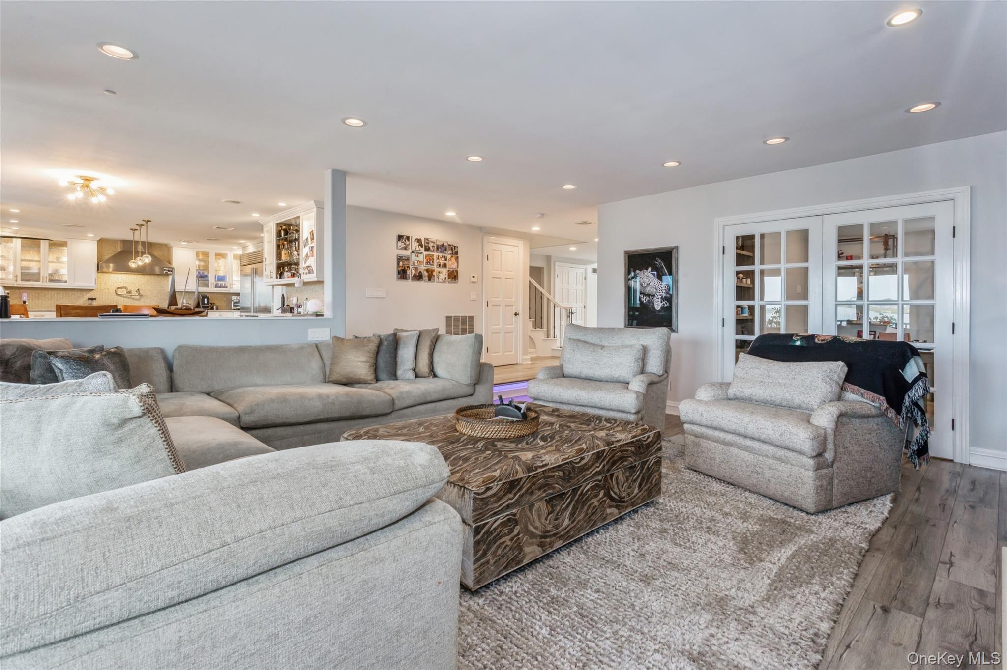 319 Harbor Drive Property Photo 14