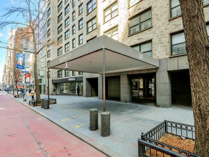 225 E 57th Street 1l Property Photo