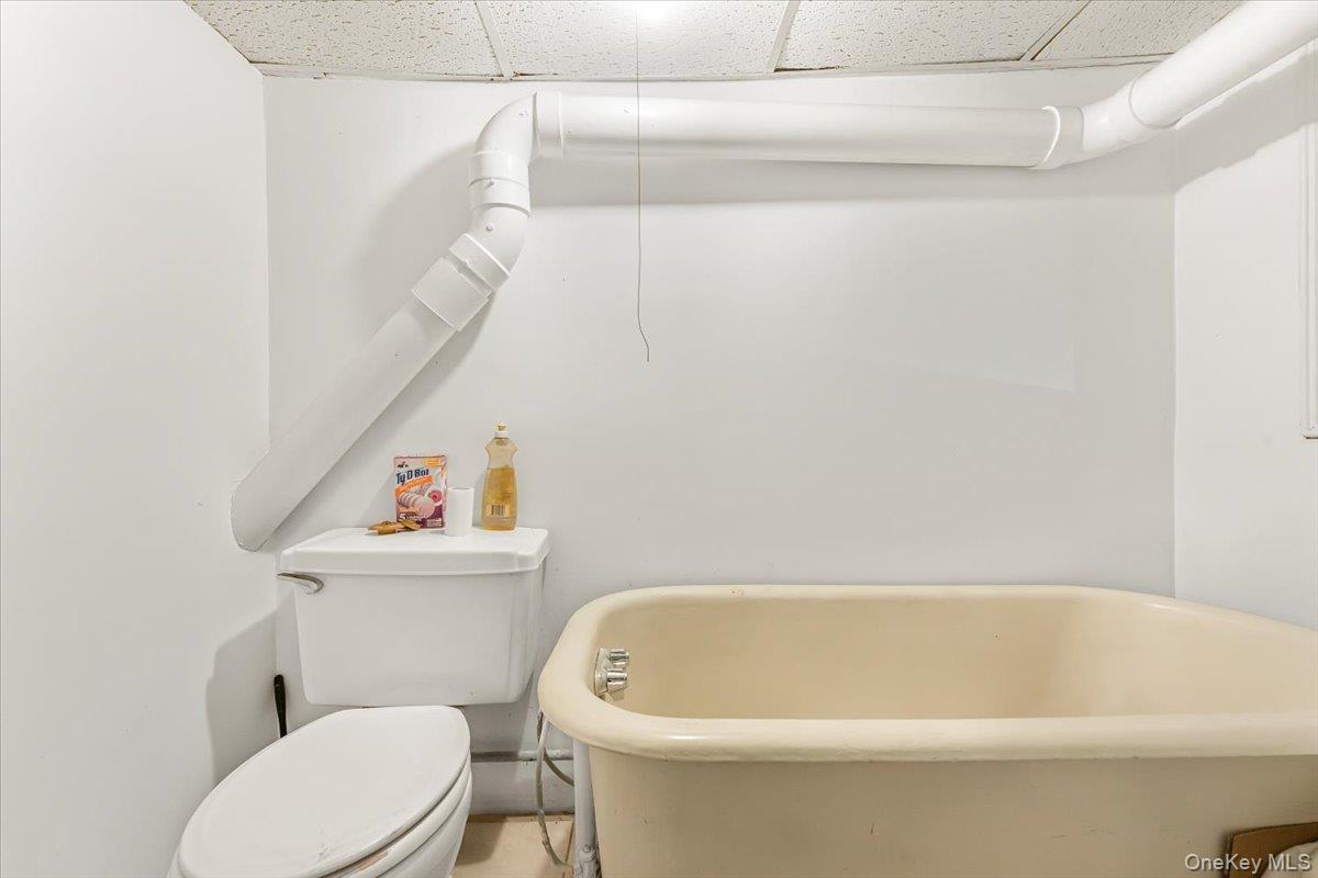 3257 110th Street Property Photo 9