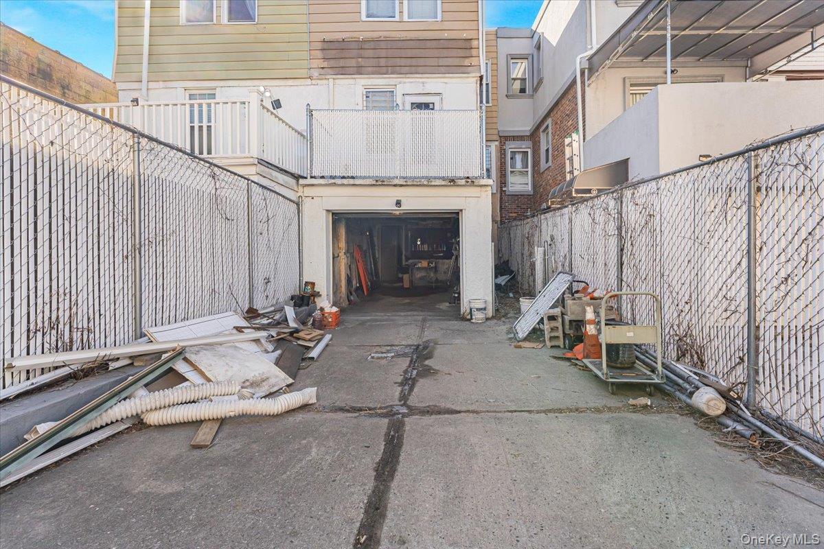 3257 110th Street Property Photo 13
