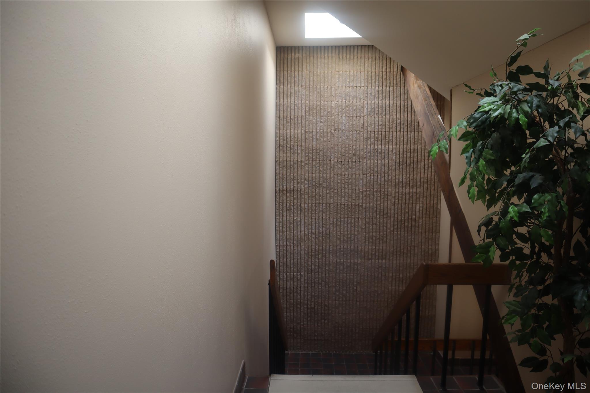 156-158 Orange Avenue Property Photo 17