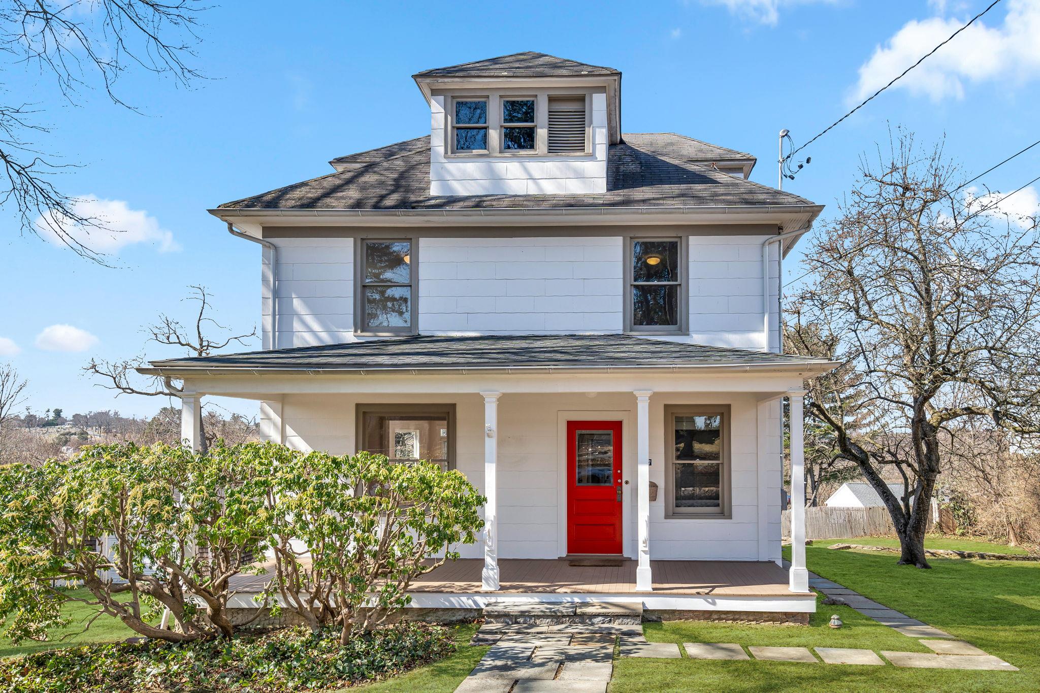 27 Waverly Place Property Photo